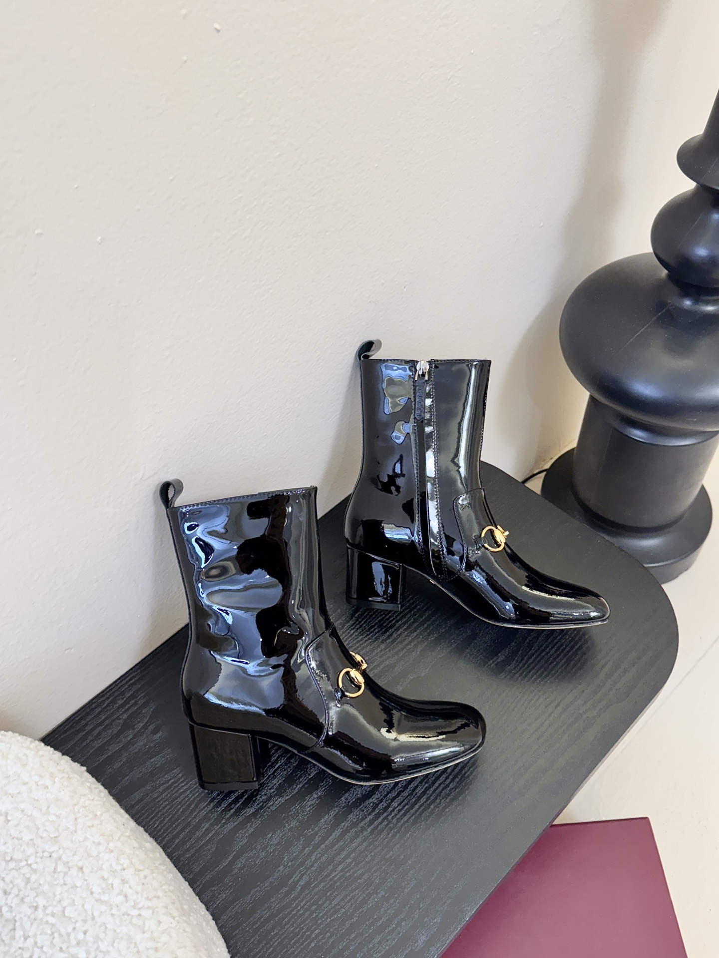 秋冬新款 Hermès/爱马仕新品复古极简 铁片粗跟短靴 一脚蹬——————————————这双复古极简