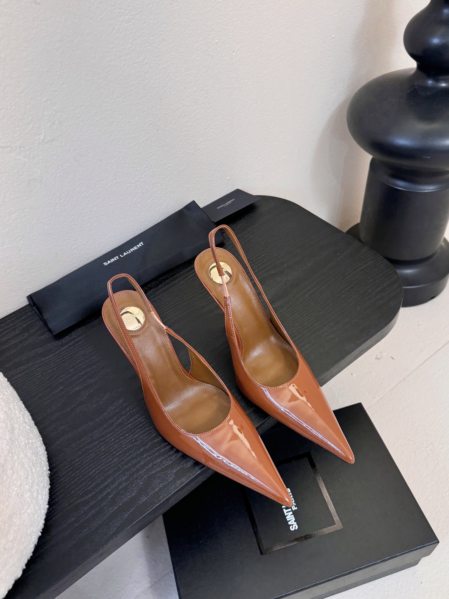 Saint Laurent / 圣罗兰Lee金属钻链条尖头高跟鞋YSL姐姐的美丽尤物高跟鞋 又是人间圣罗