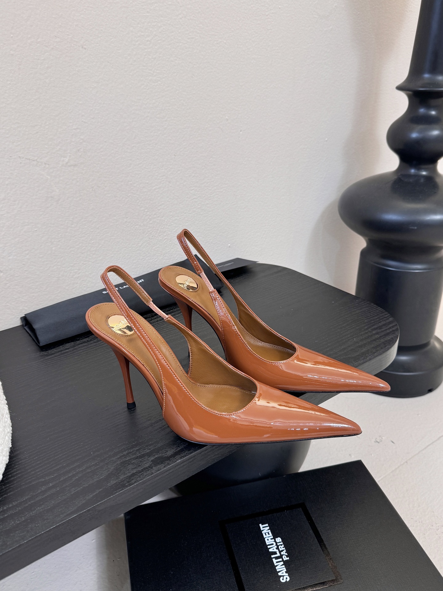 Saint Laurent / 圣罗兰Lee金属钻链条尖头高跟鞋YSL姐姐的美丽尤物高跟鞋 又是人间圣罗