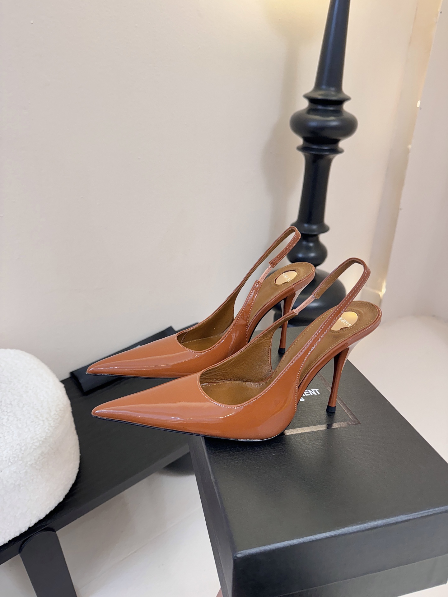 Saint Laurent / 圣罗兰Lee金属钻链条尖头高跟鞋YSL姐姐的美丽尤物高跟鞋 又是人间圣罗