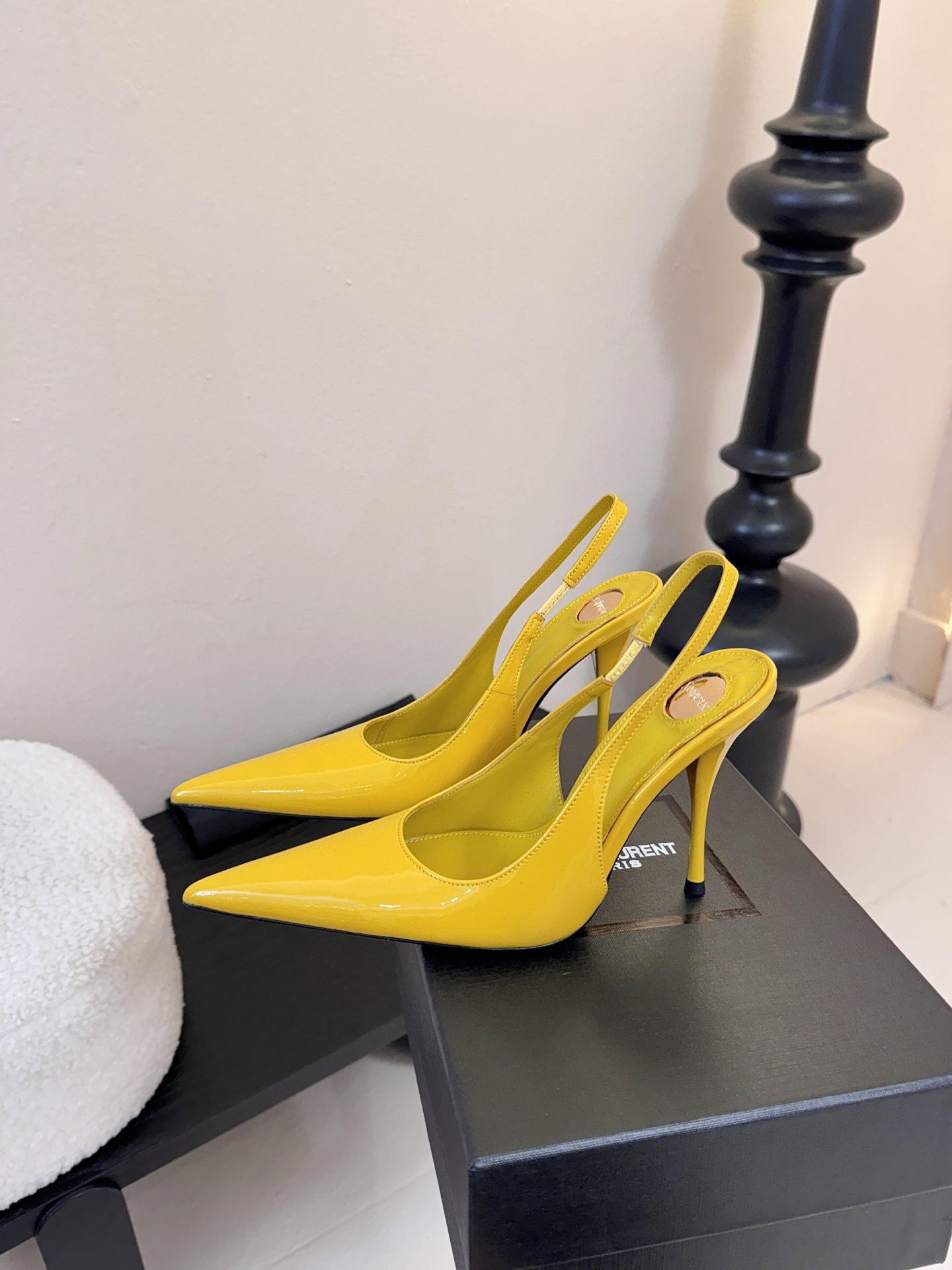 Saint Laurent / 圣罗兰Lee金属钻链条尖头高跟鞋YSL姐姐的美丽尤物高跟鞋 又是人间圣罗