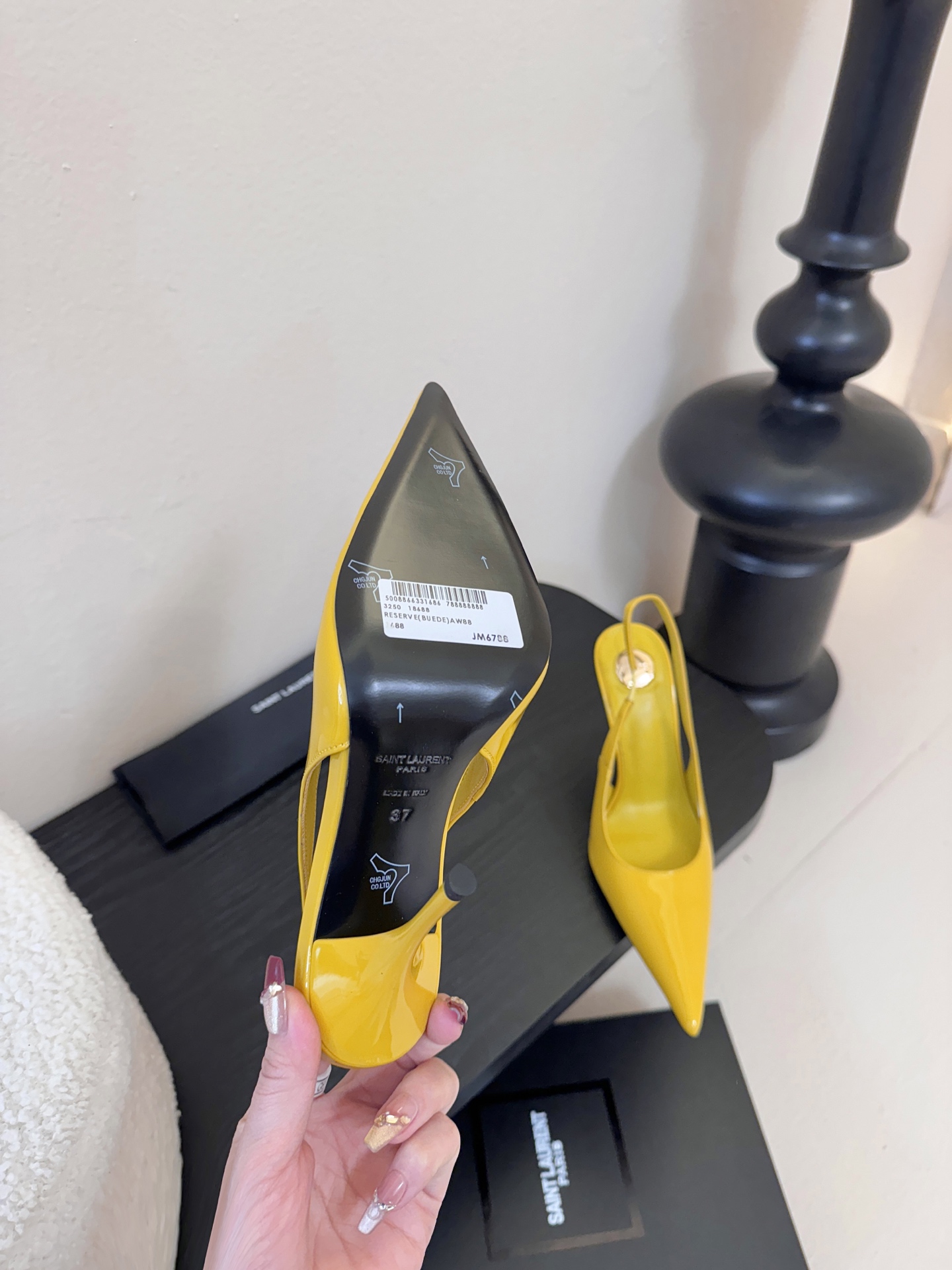 Saint Laurent / 圣罗兰Lee金属钻链条尖头高跟鞋YSL姐姐的美丽尤物高跟鞋 又是人间圣罗