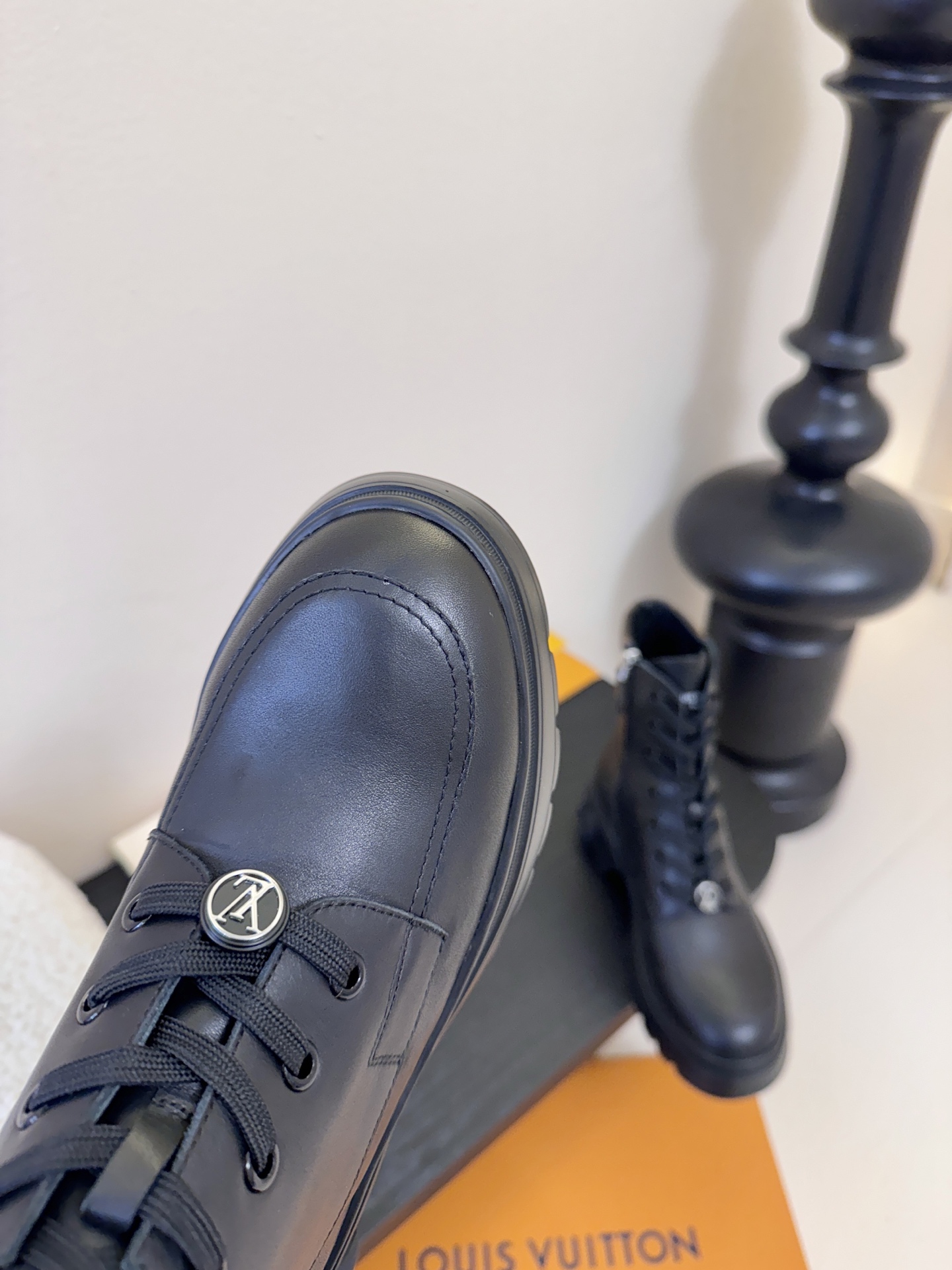 -25Fw秋冬新款Louis vuitton LV DISTRICT RANGER 及踝靴 系带厚底侧拉