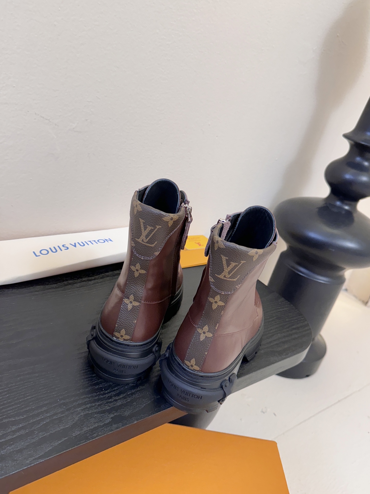 -25Fw秋冬新款Louis vuitton LV DISTRICT RANGER 及踝靴 系带厚底侧拉