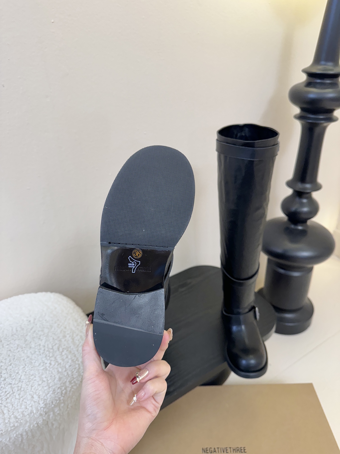 Negative Three骑士靴 氛围感的极致，真的帅到不讲理，原版定制粗犷的皮面和做旧质感，像是从电