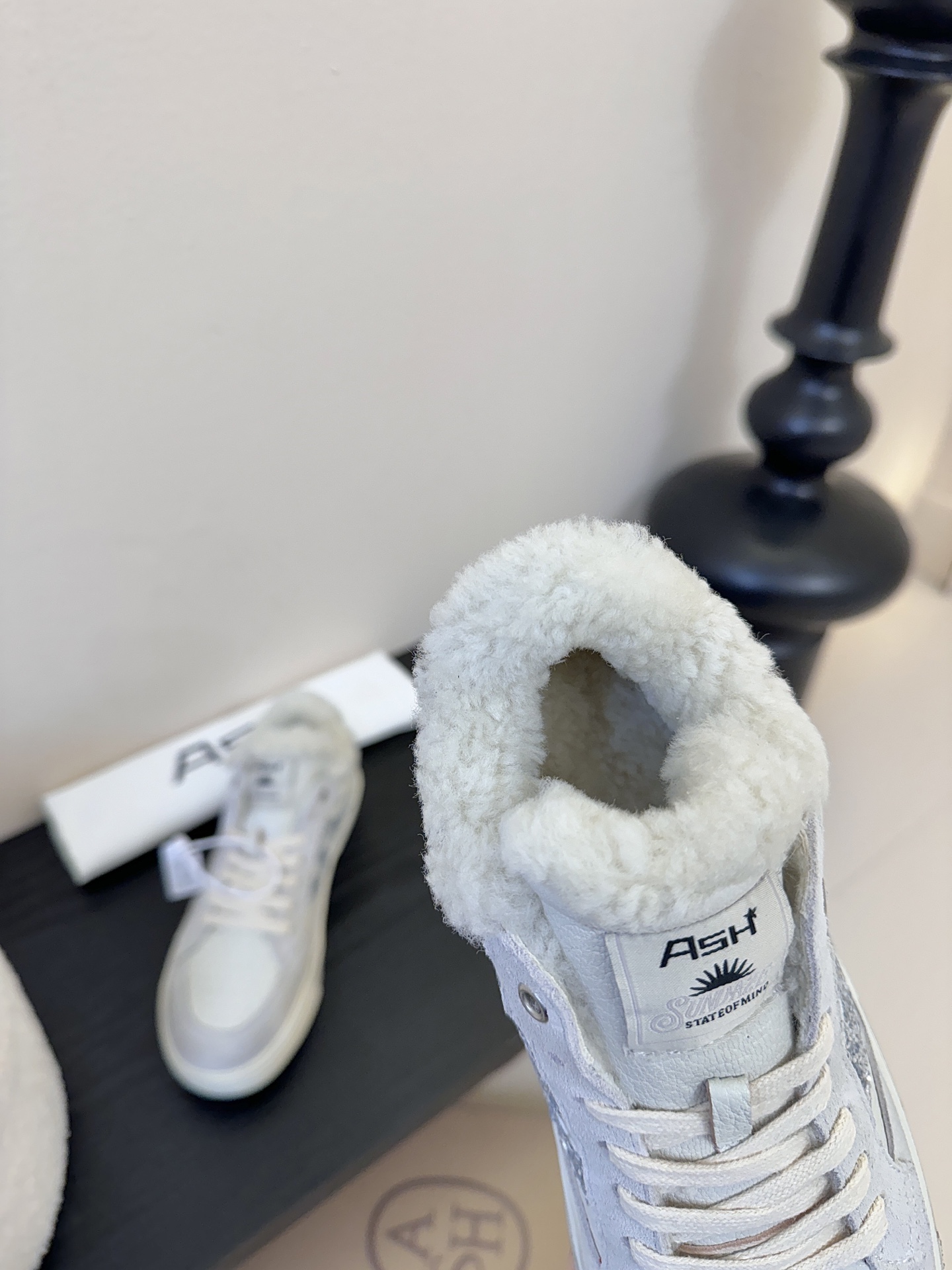 ASH本季爆款时尚休闲鞋小白鞋ASH可持续性时尚新型环保材质“新”时尚“型”篇章系列，ASH为致力可持续