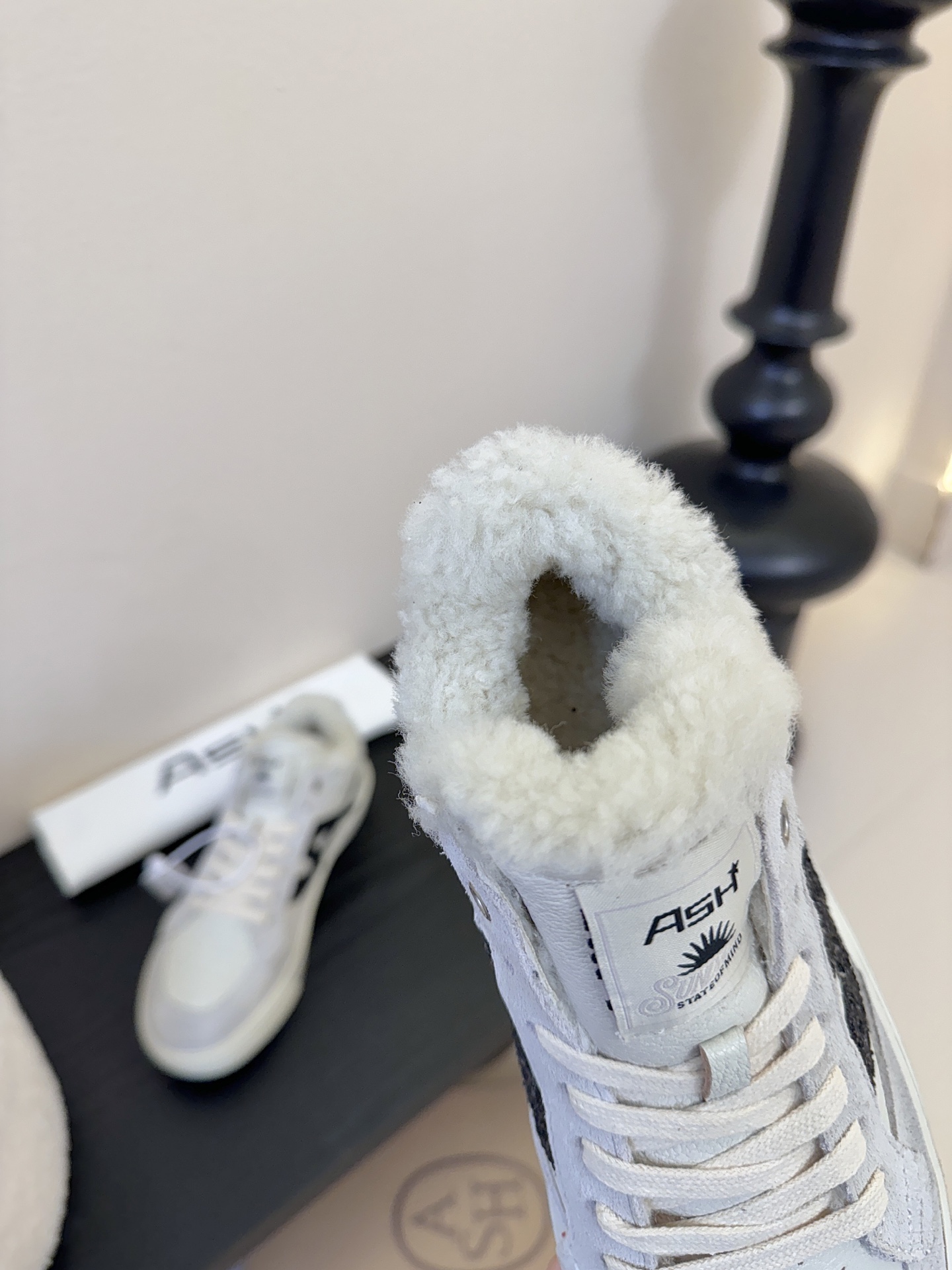 ASH本季爆款时尚休闲鞋小白鞋ASH可持续性时尚新型环保材质“新”时尚“型”篇章系列，ASH为致力可持续