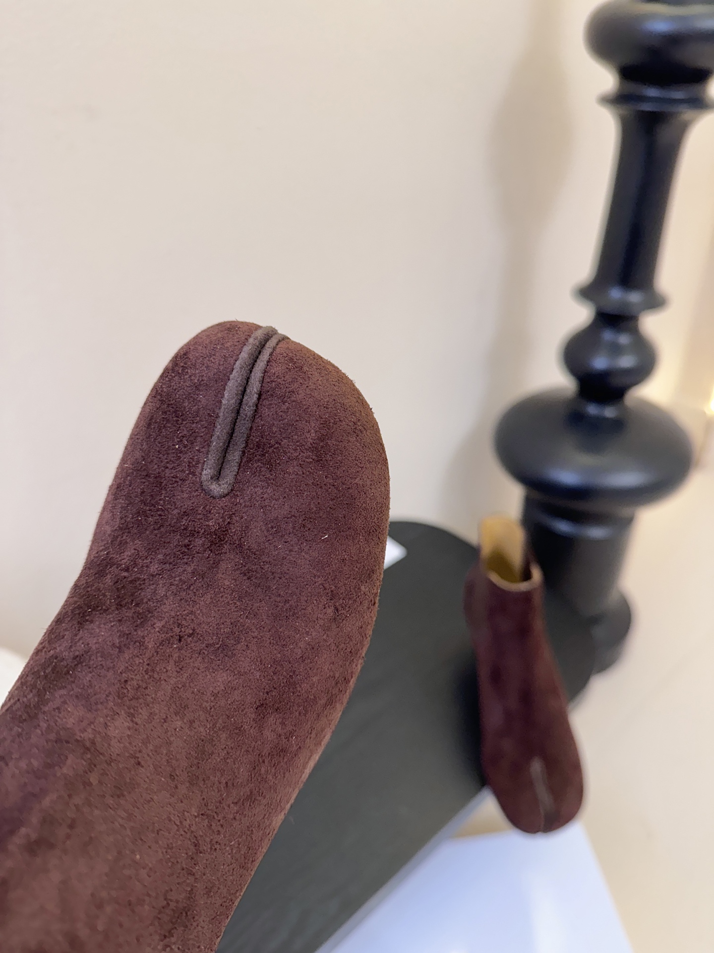 Maison Margiel* 玛吉拉分趾经典款矮跟娃娃头苹果头短靴MM6家tabi分趾鞋靴2025新品