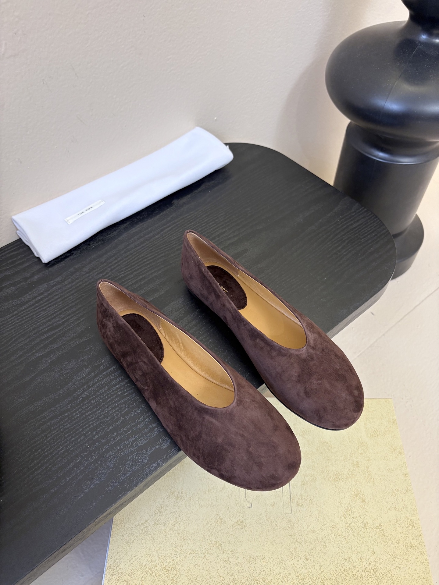 The ro*26早春新款玛丽珍平底单鞋跳舞鞋奶奶鞋！很少会看到一款跳舞鞋会做到这么精细、而且对脚的包容