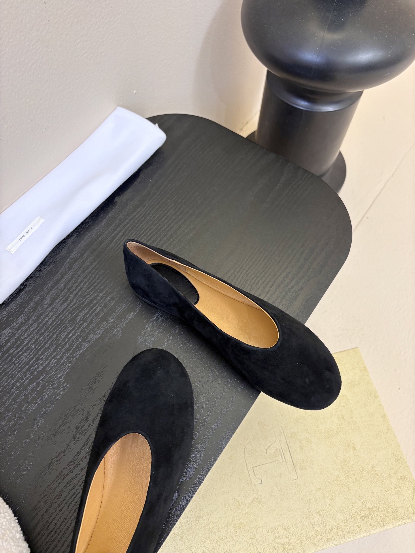 The ro*26早春新款玛丽珍平底单鞋跳舞鞋奶奶鞋！很少会看到一款跳舞鞋会做到这么精细、而且对脚的包容