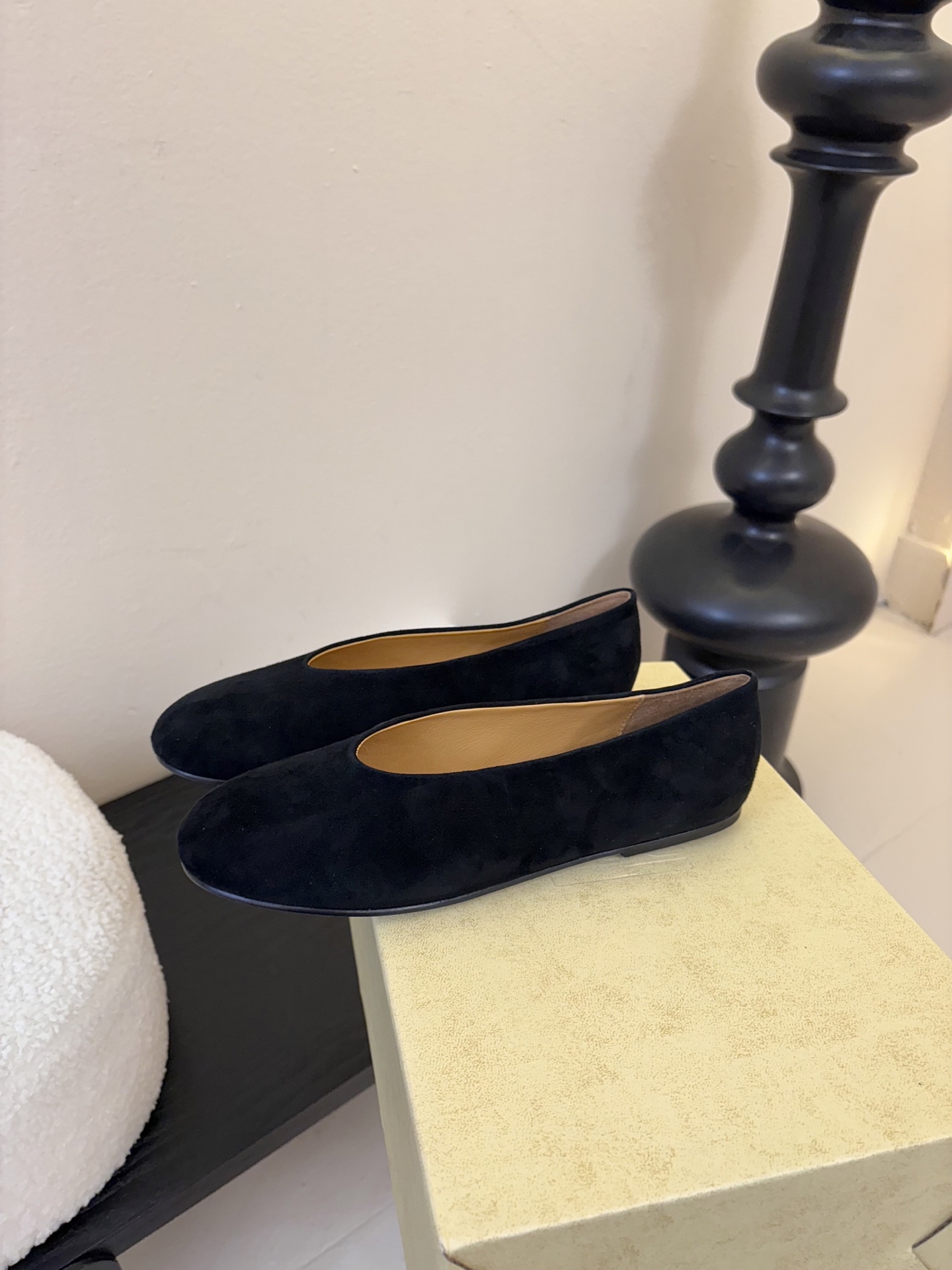 The ro*26早春新款玛丽珍平底单鞋跳舞鞋奶奶鞋！很少会看到一款跳舞鞋会做到这么精细、而且对脚的包容