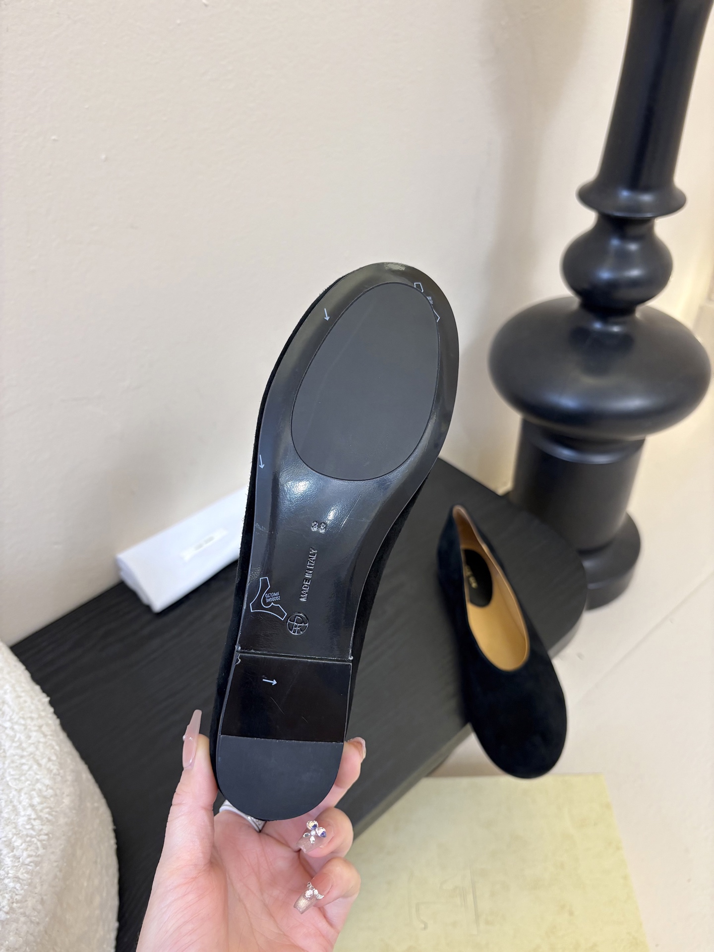 The ro*26早春新款玛丽珍平底单鞋跳舞鞋奶奶鞋！很少会看到一款跳舞鞋会做到这么精细、而且对脚的包容