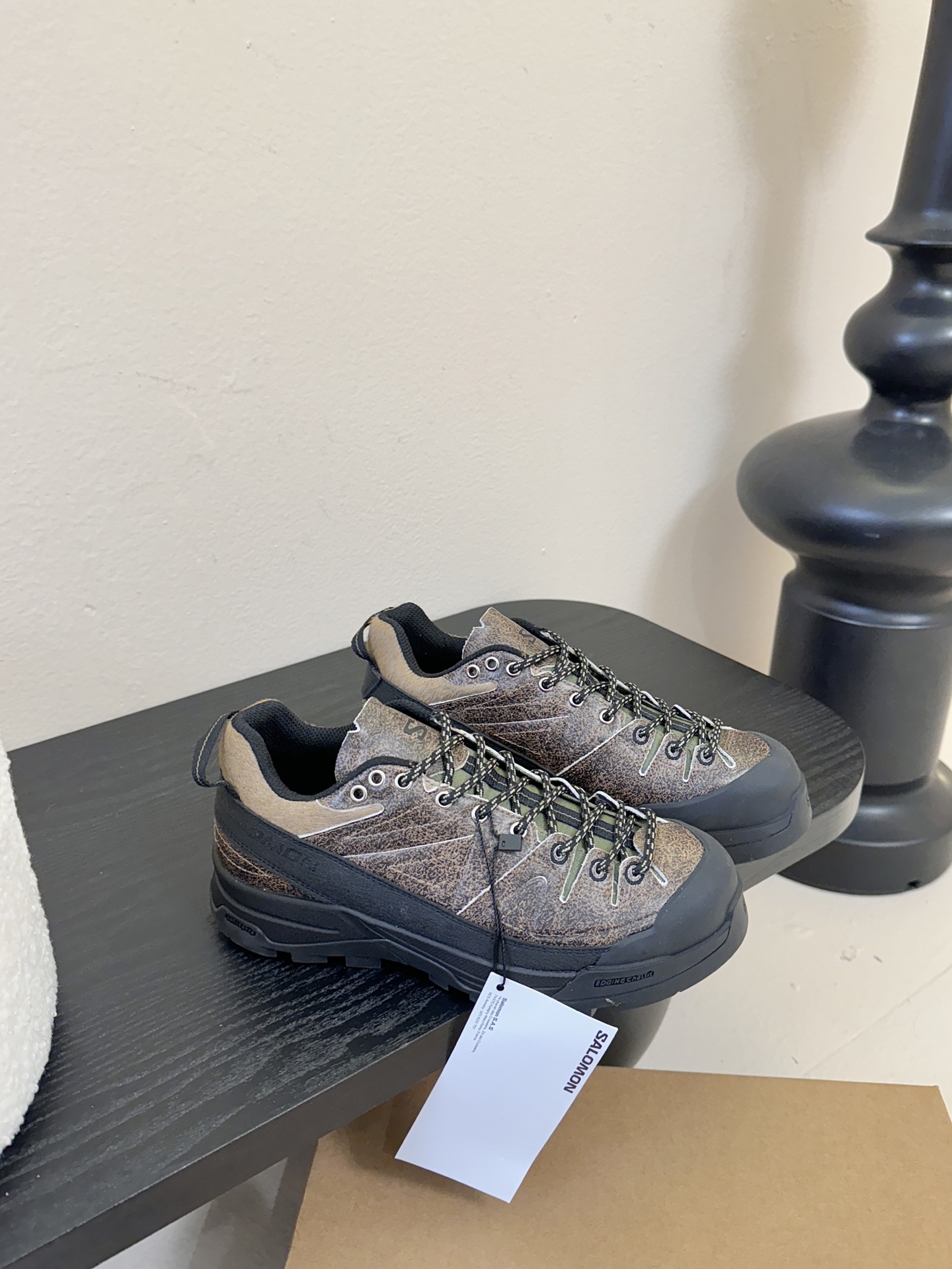 萨落蒙代购级别MM6针织SALOMON 联名款半拖鬼才设计师品牌，一个轻奢品牌‼️上脚很百搭哦，也很随脚