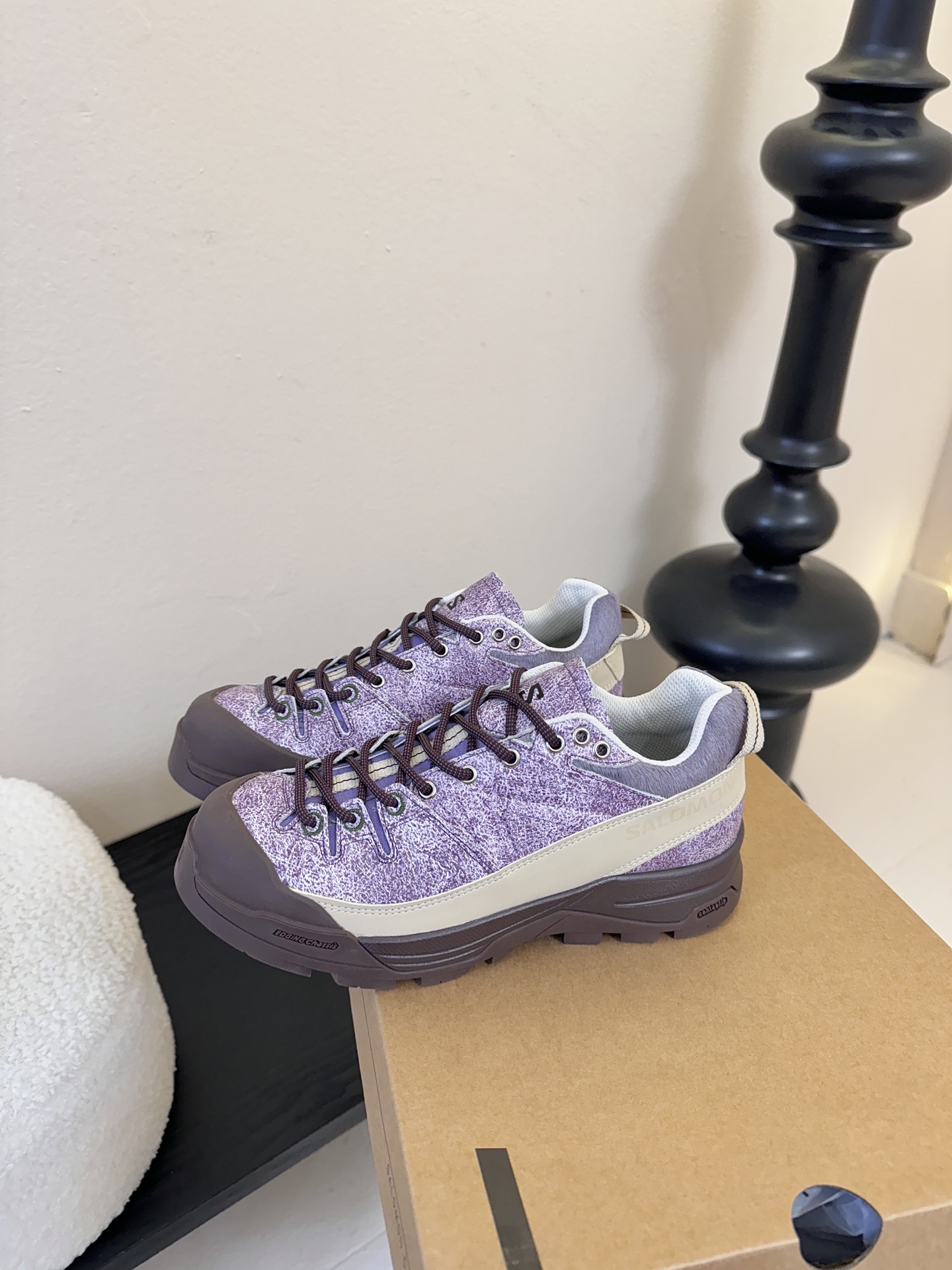 萨落蒙代购级别MM6针织SALOMON 联名款半拖鬼才设计师品牌，一个轻奢品牌‼️上脚很百搭哦，也很随脚