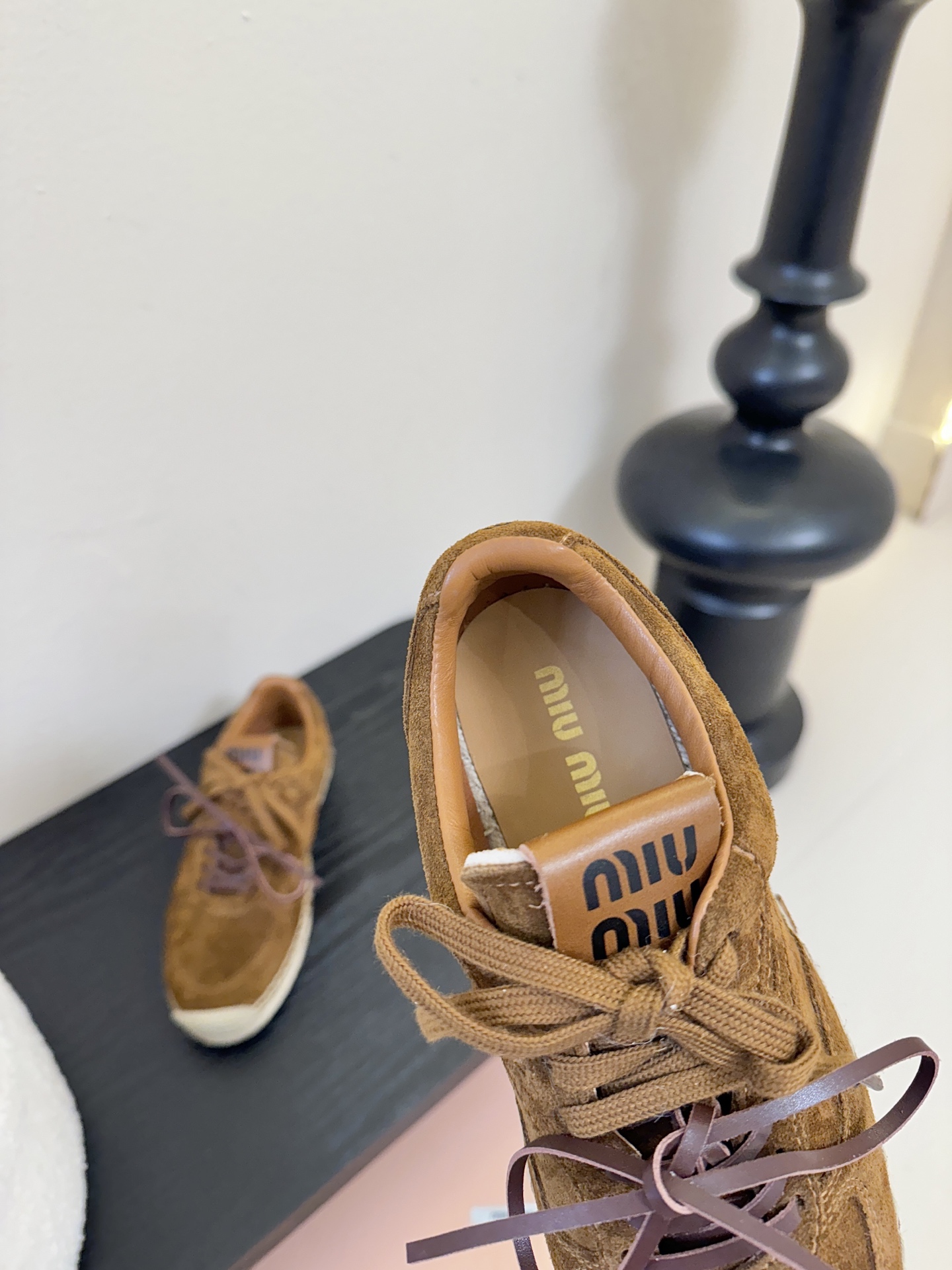 MiuMiu缪缪最新走秀款麻绳编织休闲鞋明星网红种草 国内外博主刷爆的一款 小红书种草系列 复古又时髦上