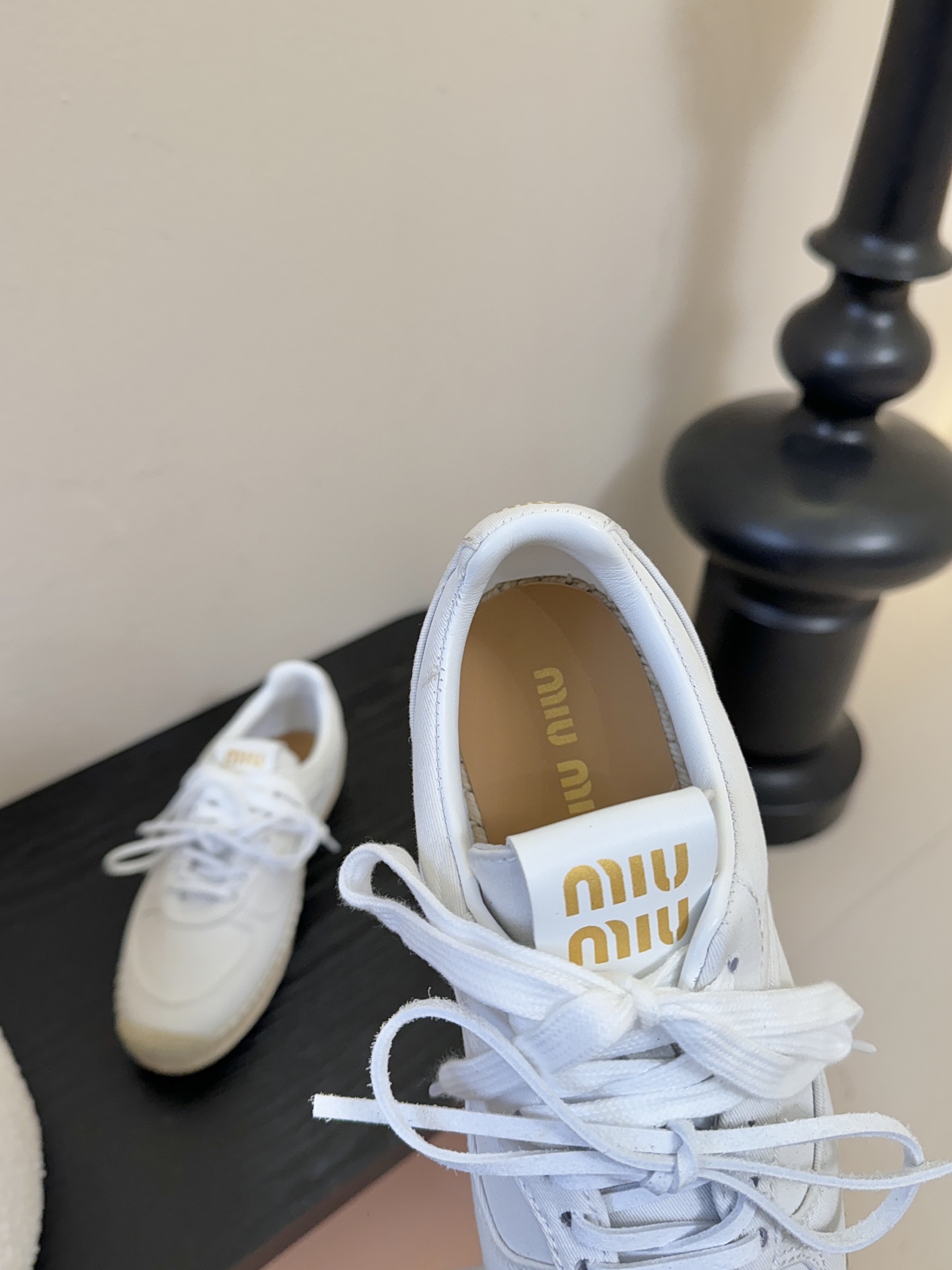 MiuMiu缪缪最新走秀款麻绳编织休闲鞋明星网红种草 国内外博主刷爆的一款 小红书种草系列 复古又时髦上