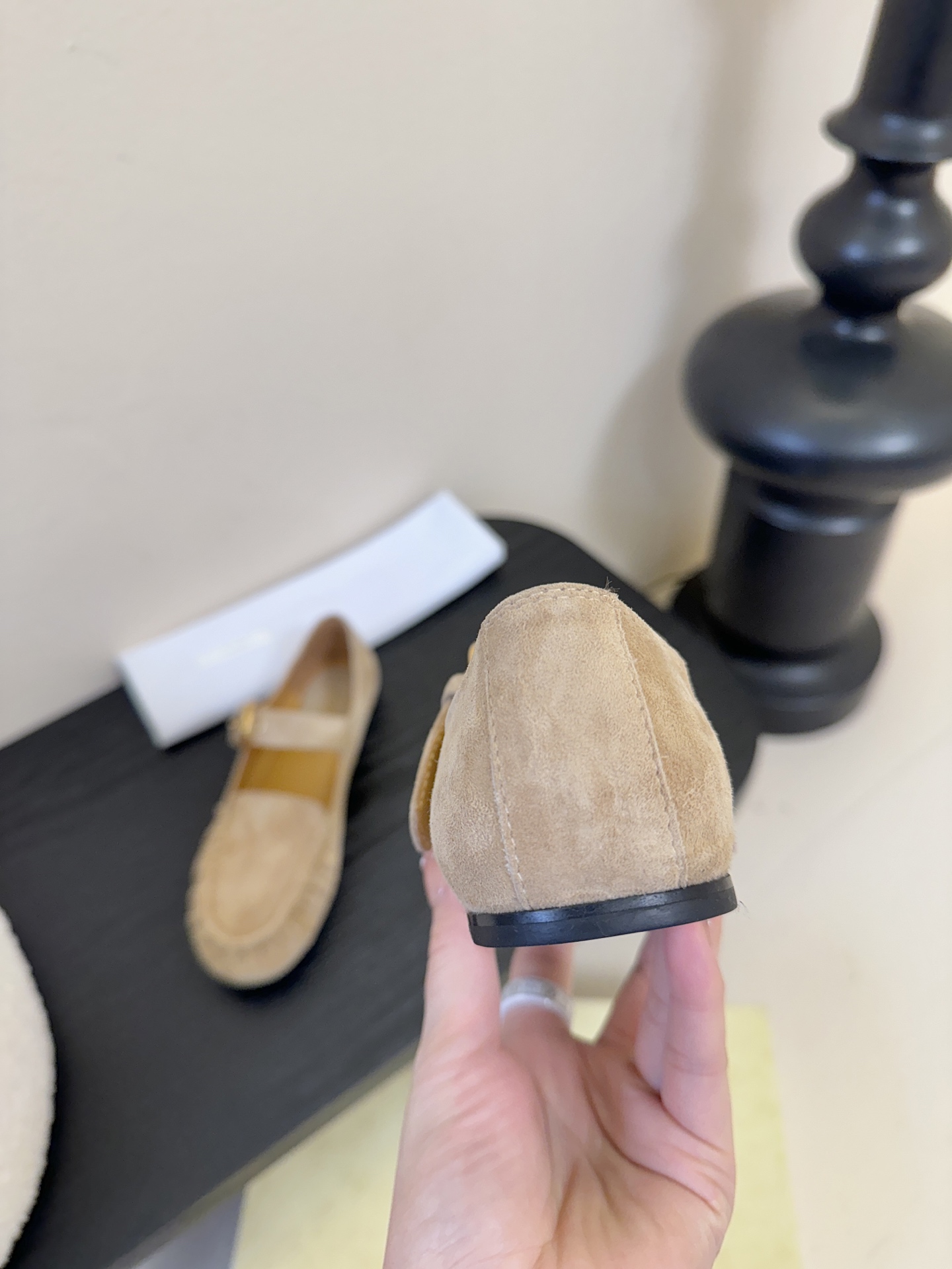 the ro*2026春夏新款简易一字扣带圆头平底鞋玛丽珍单鞋奶奶鞋！简易复古中性风！非常舒服的平底鞋，