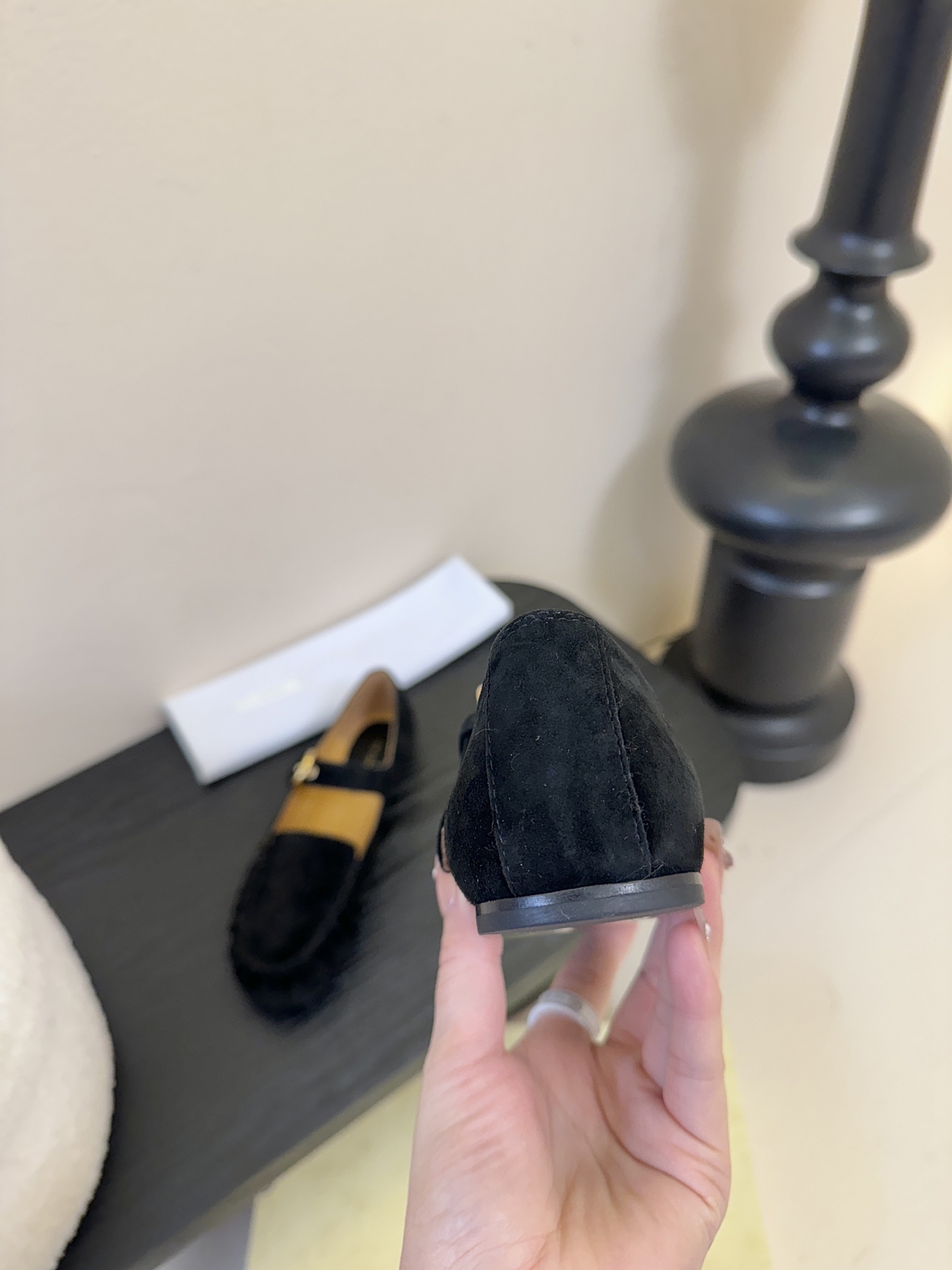 the ro*2026春夏新款简易一字扣带圆头平底鞋玛丽珍单鞋奶奶鞋！简易复古中性风！非常舒服的平底鞋，