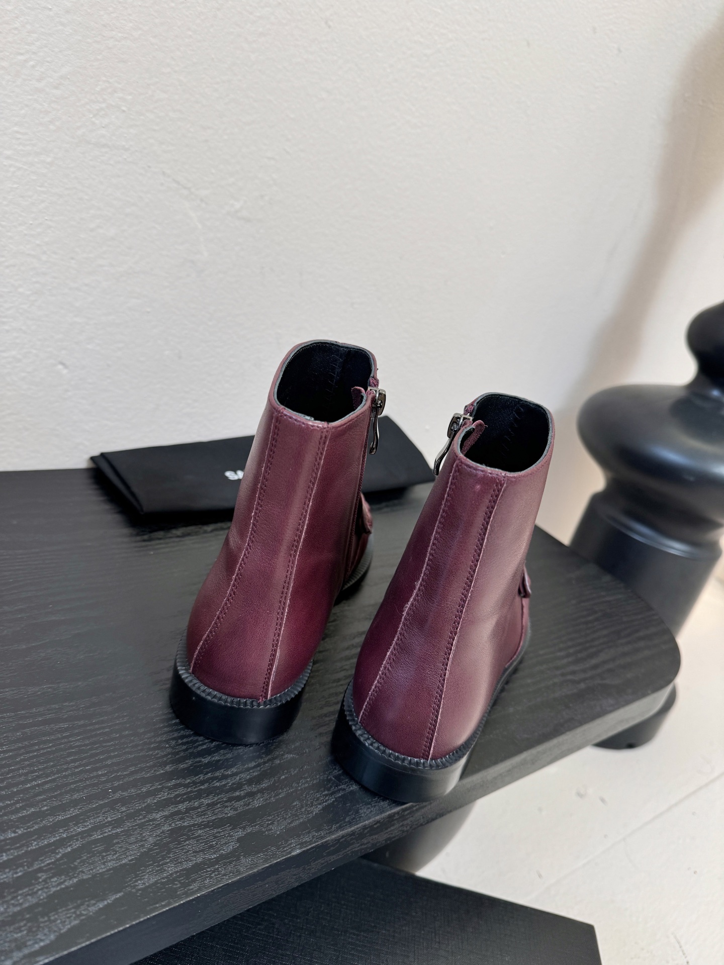 Saint Laurent圣罗兰秋冬最新款布洛克短靴 超多明星时尚博主种草 大小质感与原版完全一致✔️鞋