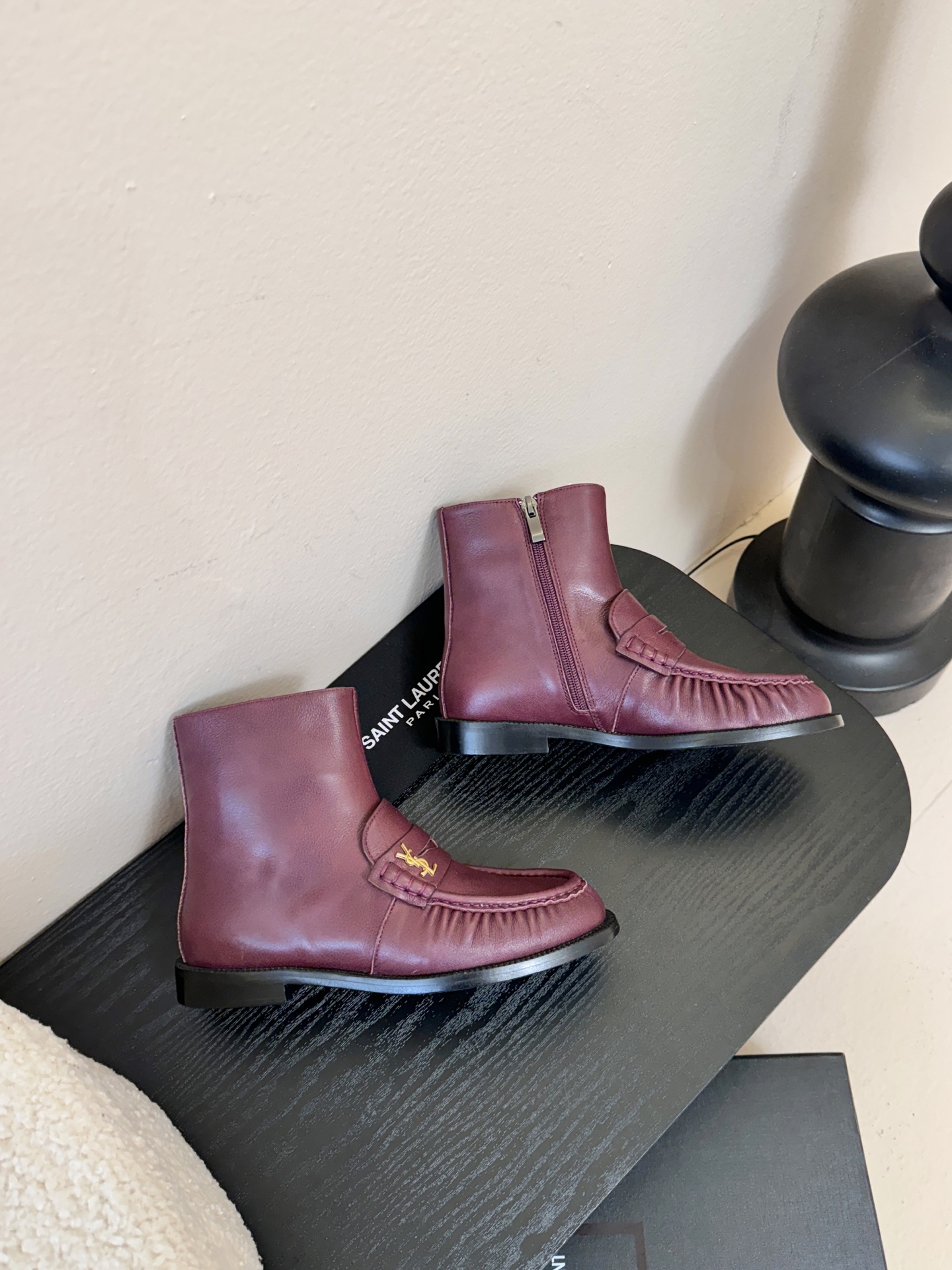 Saint Laurent圣罗兰秋冬最新款布洛克短靴 超多明星时尚博主种草 大小质感与原版完全一致✔️鞋