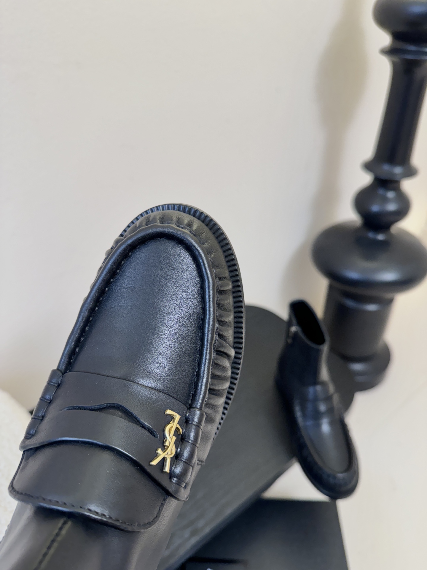 Saint Laurent圣罗兰秋冬最新款布洛克短靴 超多明星时尚博主种草 大小质感与原版完全一致✔️鞋