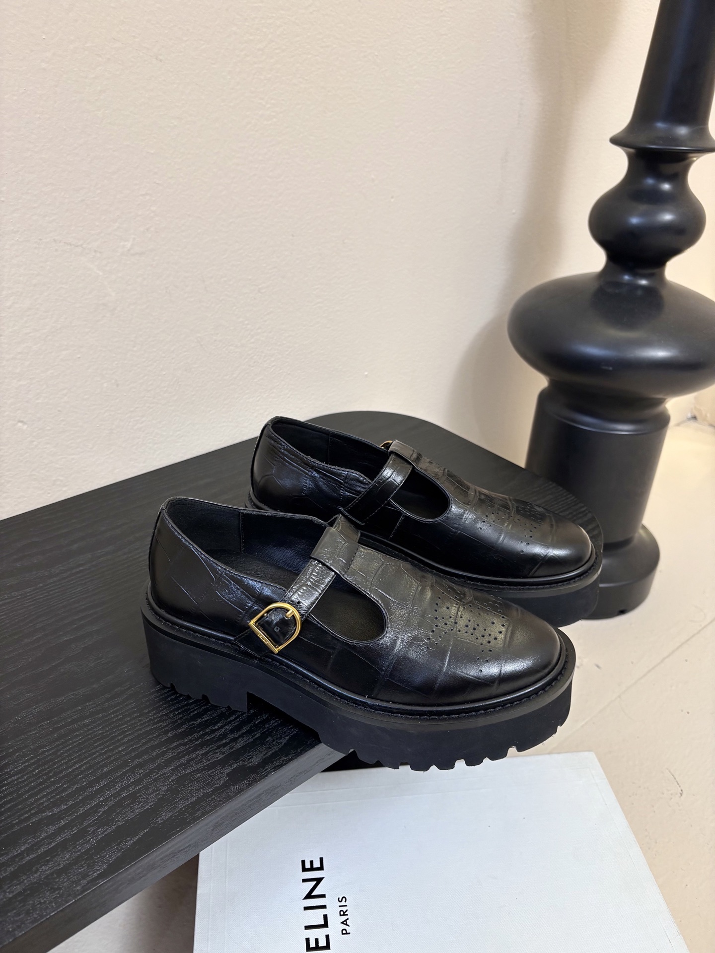 CELINE·思琳/赛琳秋冬款BULKY系列 厚底 流苏 布洛克 雕花 乐福鞋 德比鞋原版购入开发 做货