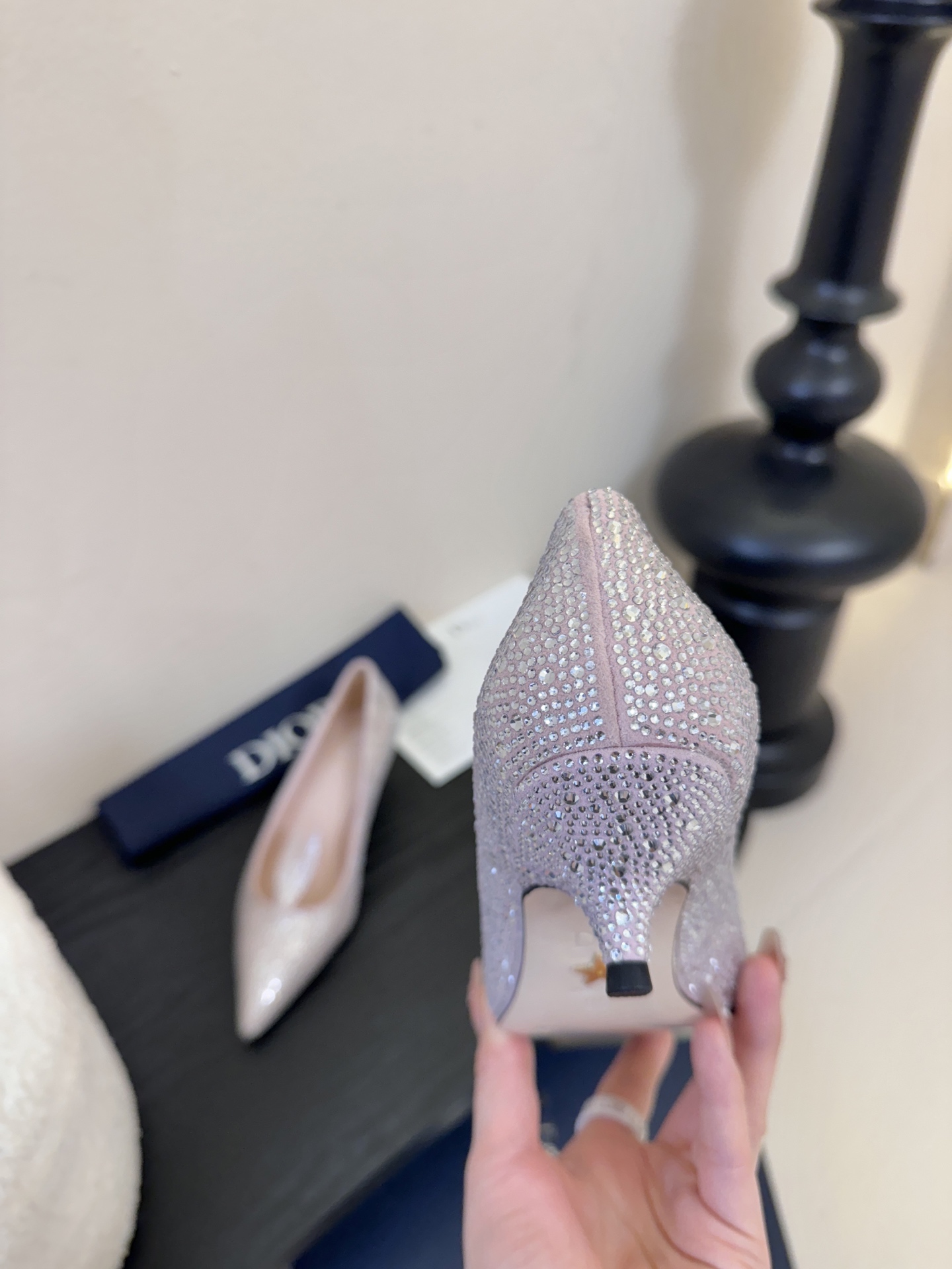 Dior 迪奥26春夏璀璨星河系列！水晶烫钻尖头高跟单鞋婚鞋！走秀新款bling...bling...水