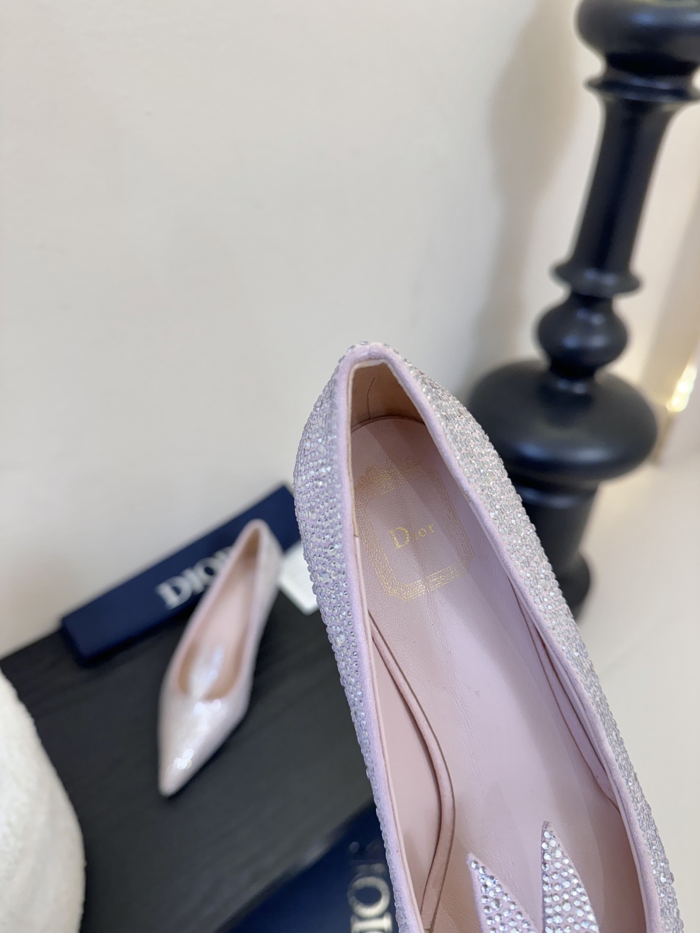 Dior 迪奥26春夏璀璨星河系列！水晶烫钻尖头高跟单鞋婚鞋！走秀新款bling...bling...水
