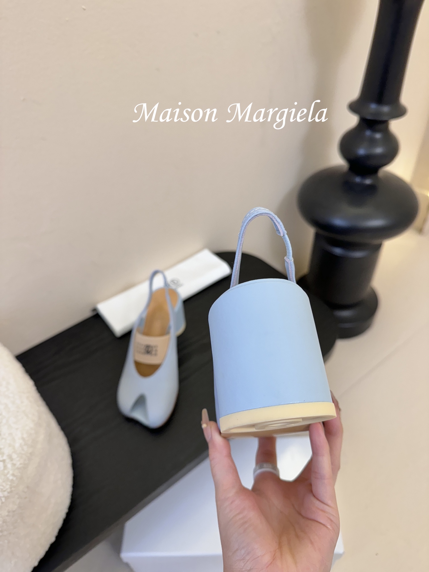 2025Maison Margie*马吉拉•分趾粗跟平底复古玛丽珍娃娃头苹果头芭蕾舞指鱼嘴单鞋棒了的版本