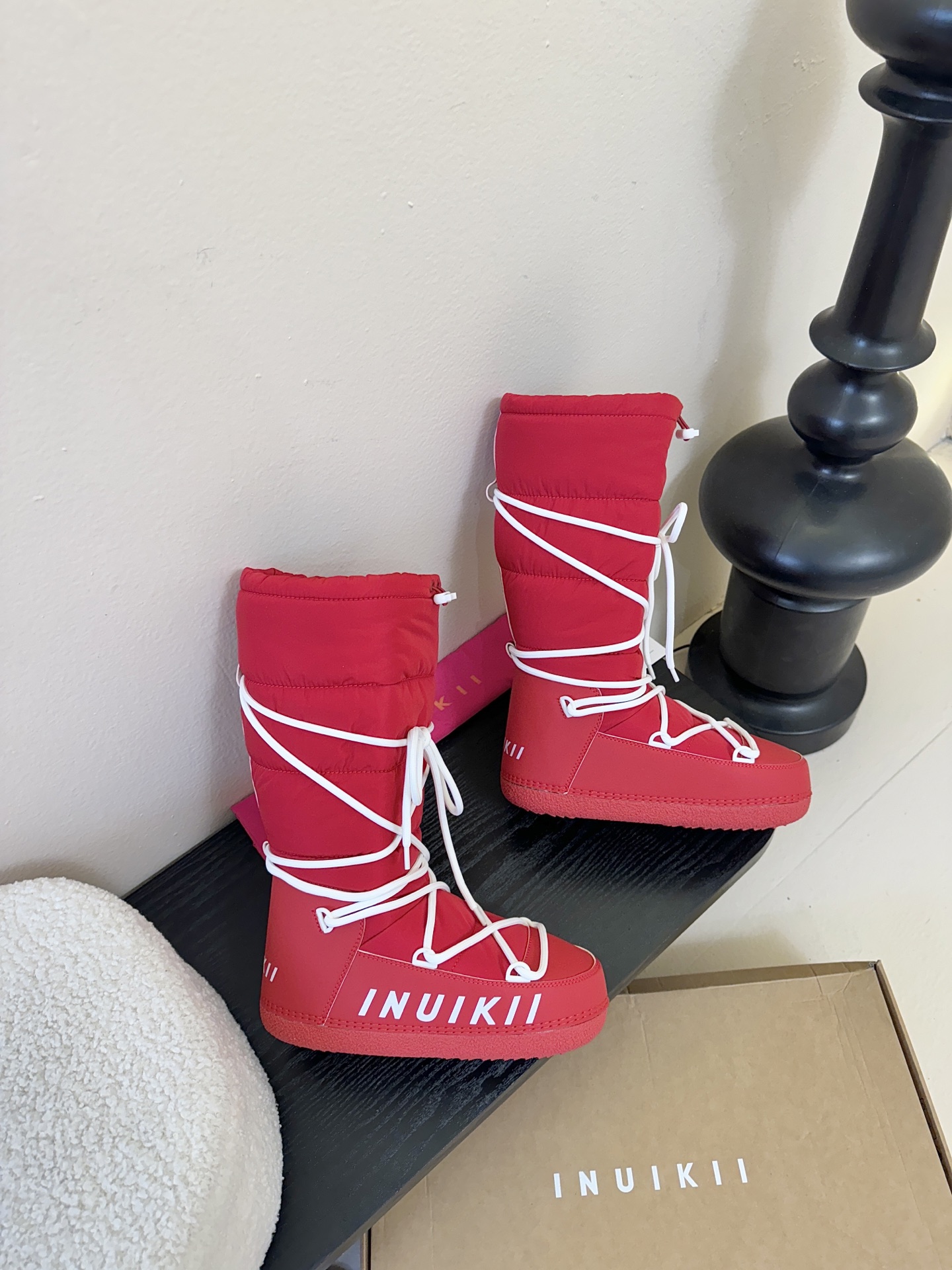 INUIKL* 新款防水多巴胺新配色厚雪地靴超级厚防水多巴胺新配色雪地靴！这款颜色真的超级多彩！搭配的超