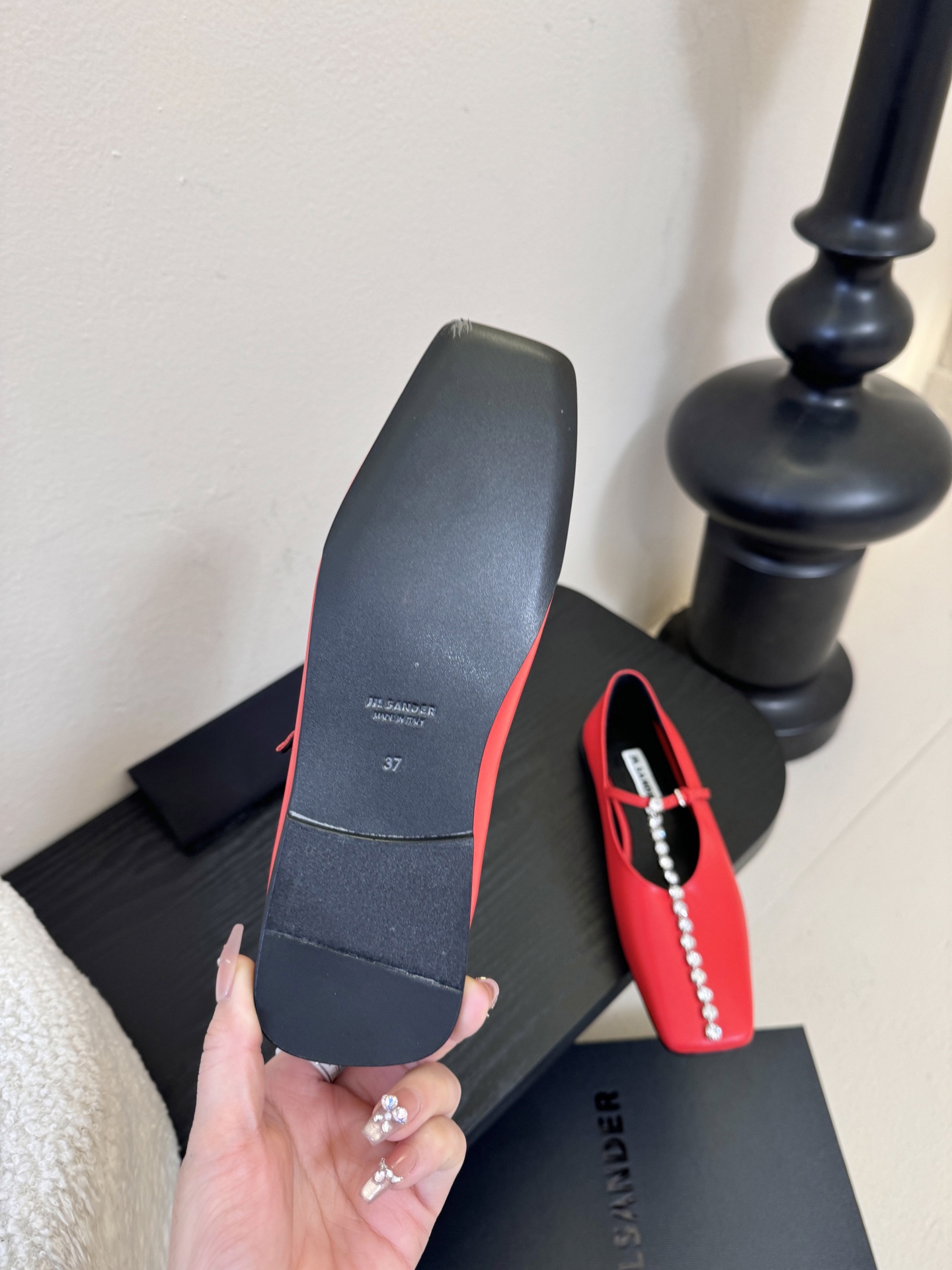 顶级 JILSANDER个性潮流新品🆕正品购入开发、完美复刻一比一做法、经典的线条设计、炒鸡百搭的一款夏