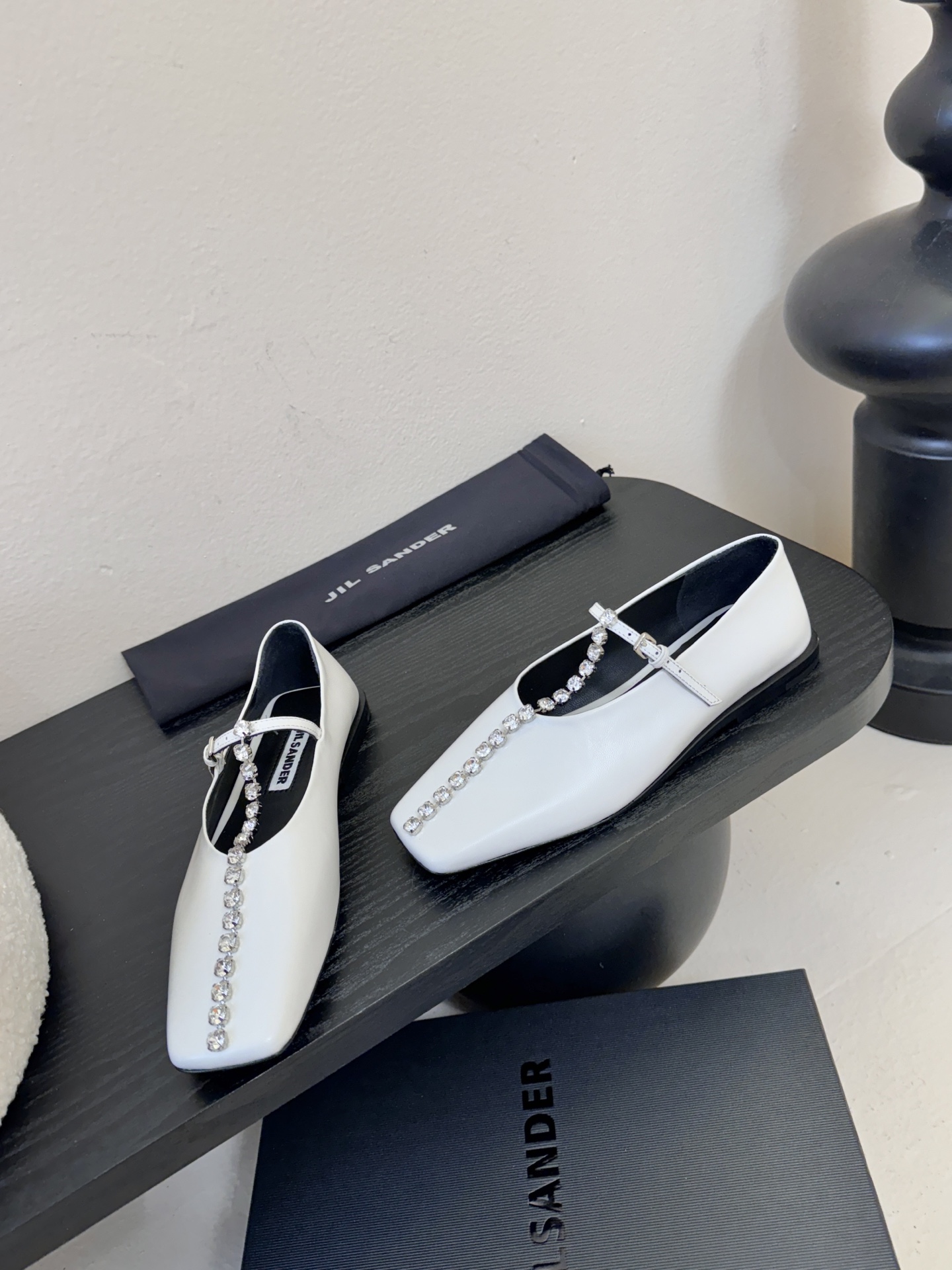 顶级 JILSANDER个性潮流新品🆕正品购入开发、完美复刻一比一做法、经典的线条设计、炒鸡百搭的一款夏