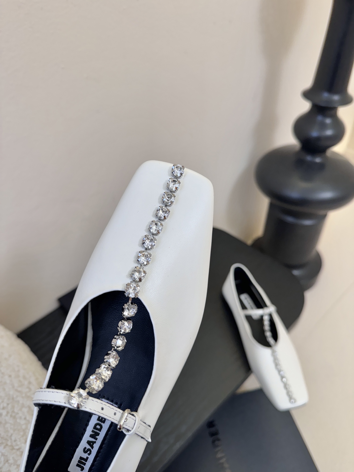 顶级 JILSANDER个性潮流新品🆕正品购入开发、完美复刻一比一做法、经典的线条设计、炒鸡百搭的一款夏