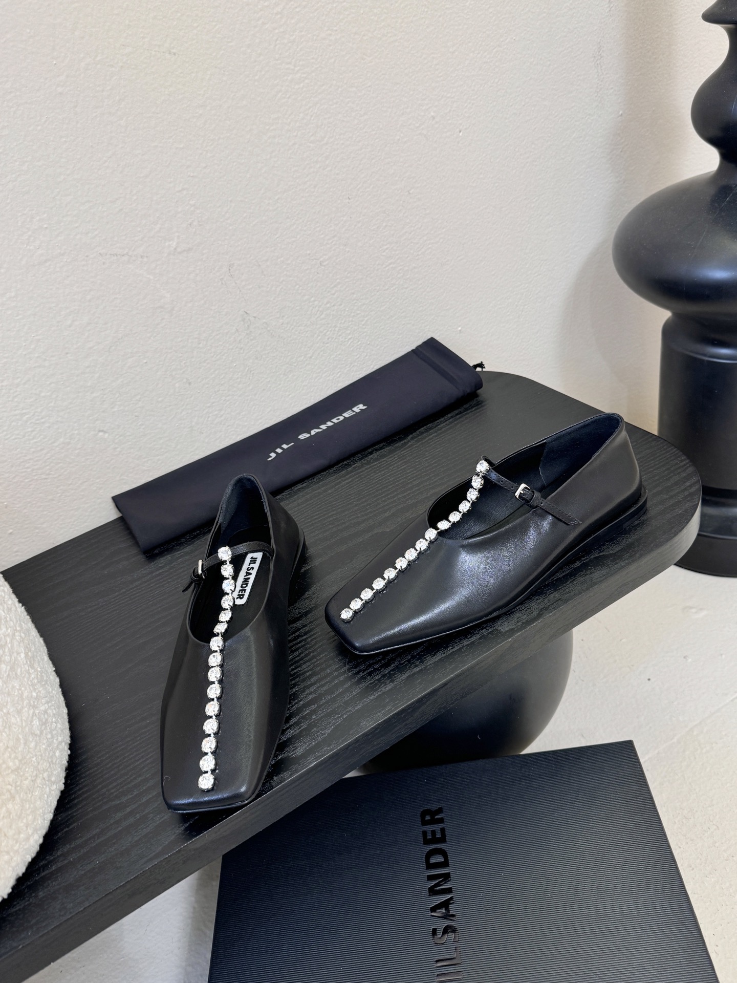 顶级 JILSANDER个性潮流新品🆕正品购入开发、完美复刻一比一做法、经典的线条设计、炒鸡百搭的一款夏