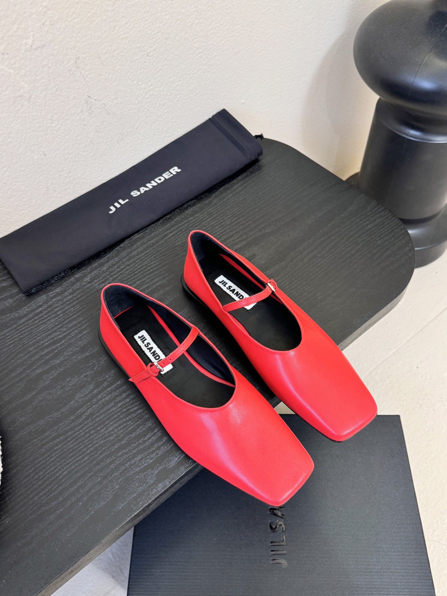 顶级 JILSANDER个性潮流新品🆕正品购入开发、完美复刻一比一做法、经典的线条设计、炒鸡百搭的一款夏