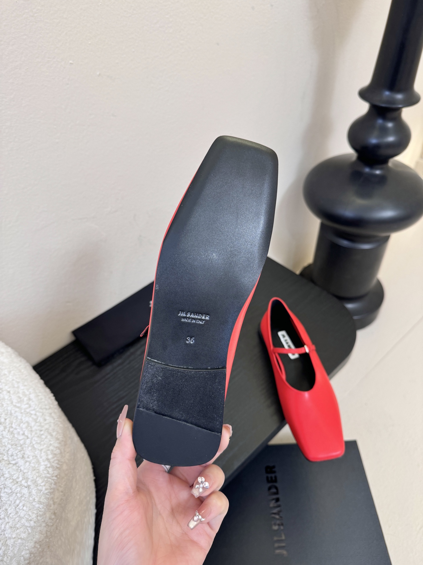 顶级 JILSANDER个性潮流新品🆕正品购入开发、完美复刻一比一做法、经典的线条设计、炒鸡百搭的一款夏