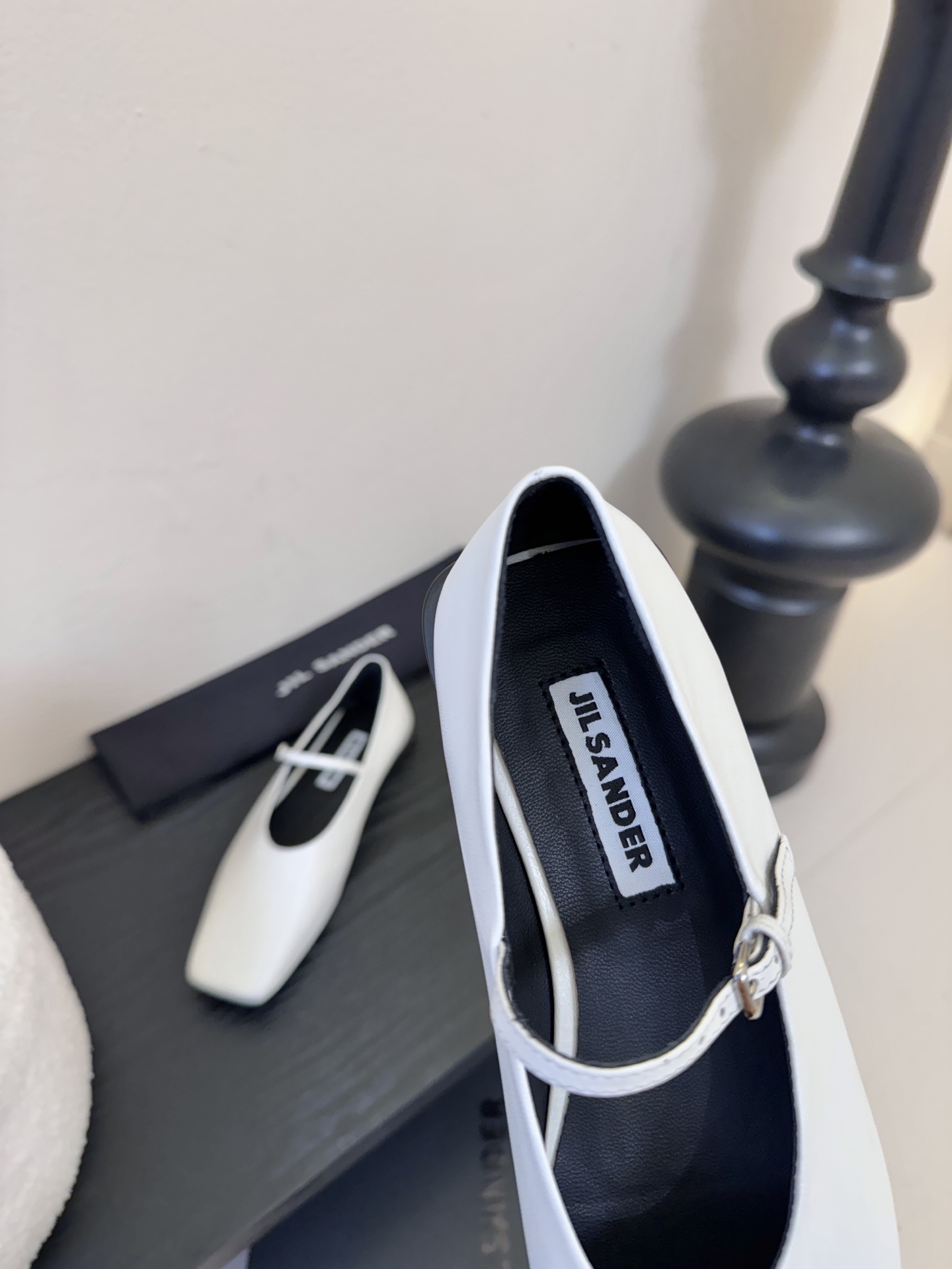 顶级 JILSANDER个性潮流新品🆕正品购入开发、完美复刻一比一做法、经典的线条设计、炒鸡百搭的一款夏