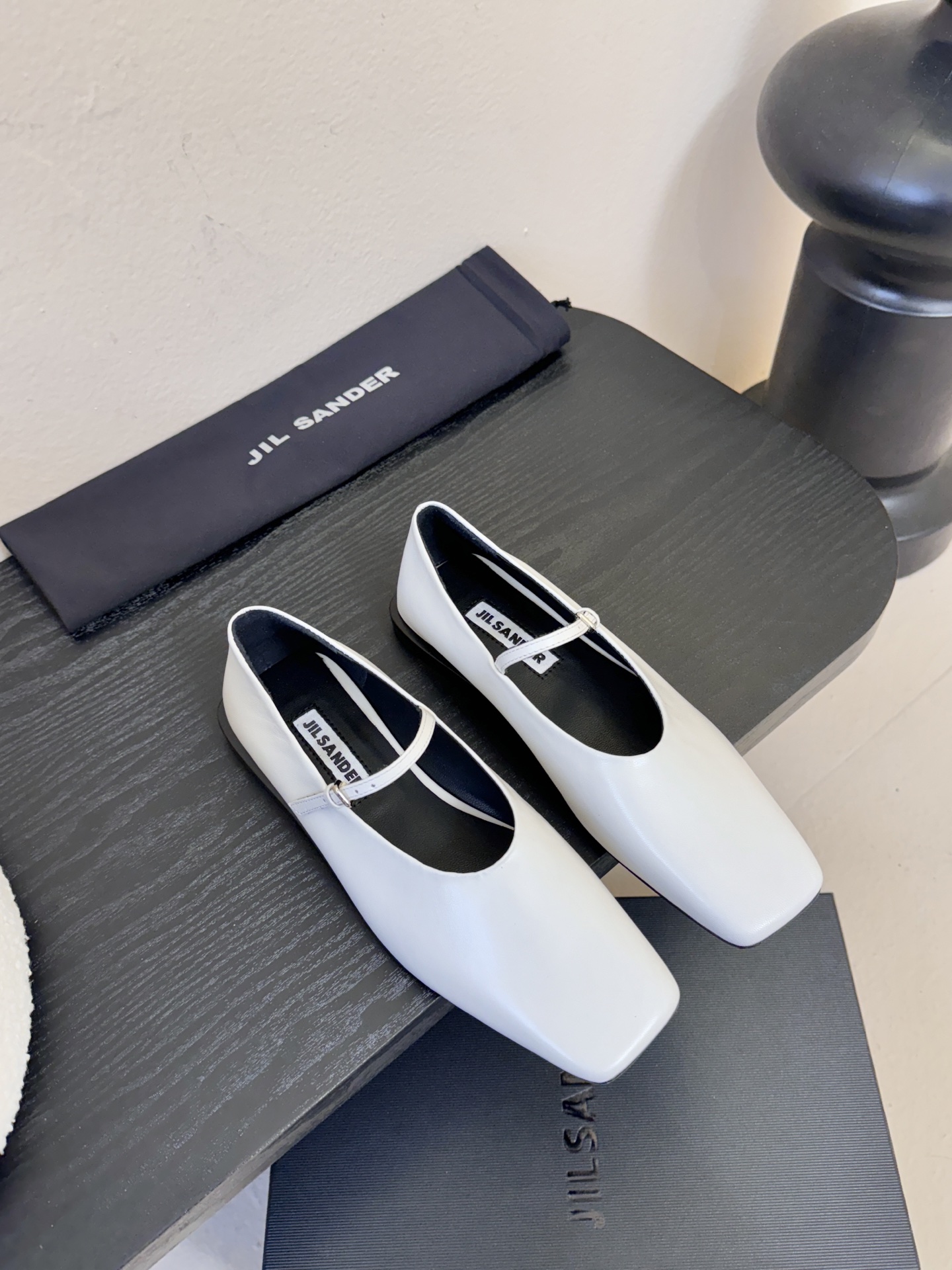 顶级 JILSANDER个性潮流新品🆕正品购入开发、完美复刻一比一做法、经典的线条设计、炒鸡百搭的一款夏