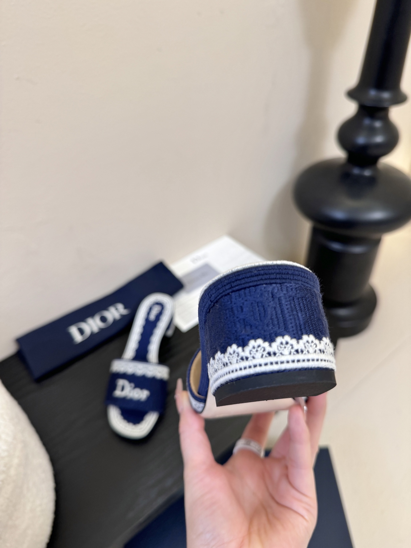 Dior | 迪奥早春新品走秀款CD刺绣logo度假风平底、粗跟拖鞋！ 硬货上新🆕❥代购级别！高级感十足