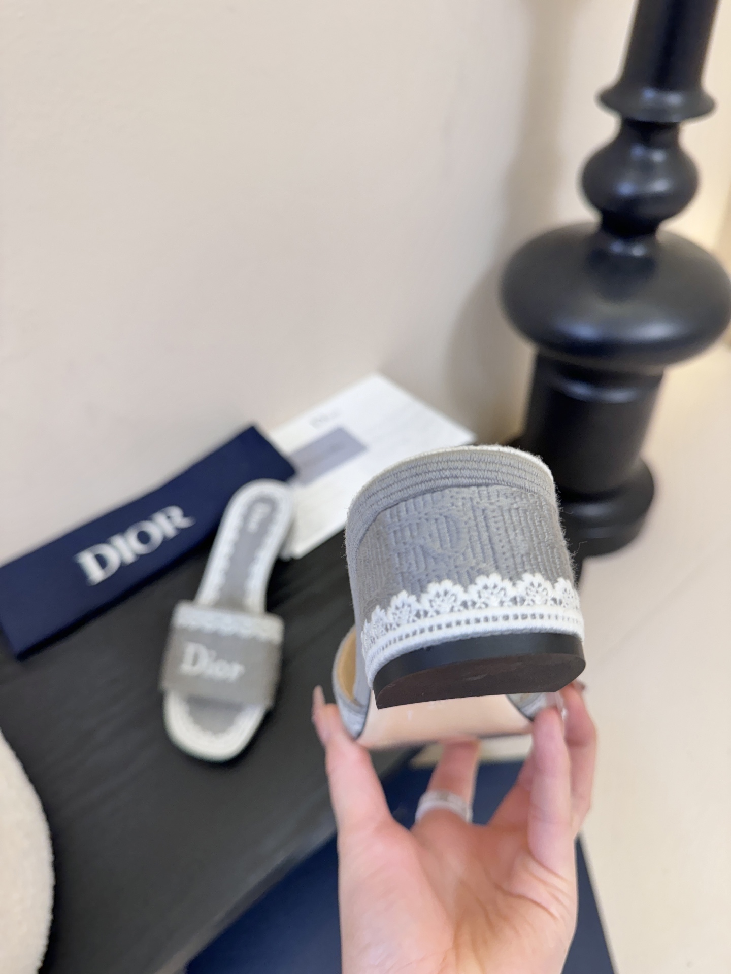 Dior | 迪奥早春新品走秀款CD刺绣logo度假风平底、粗跟拖鞋！ 硬货上新🆕❥代购级别！高级感十足