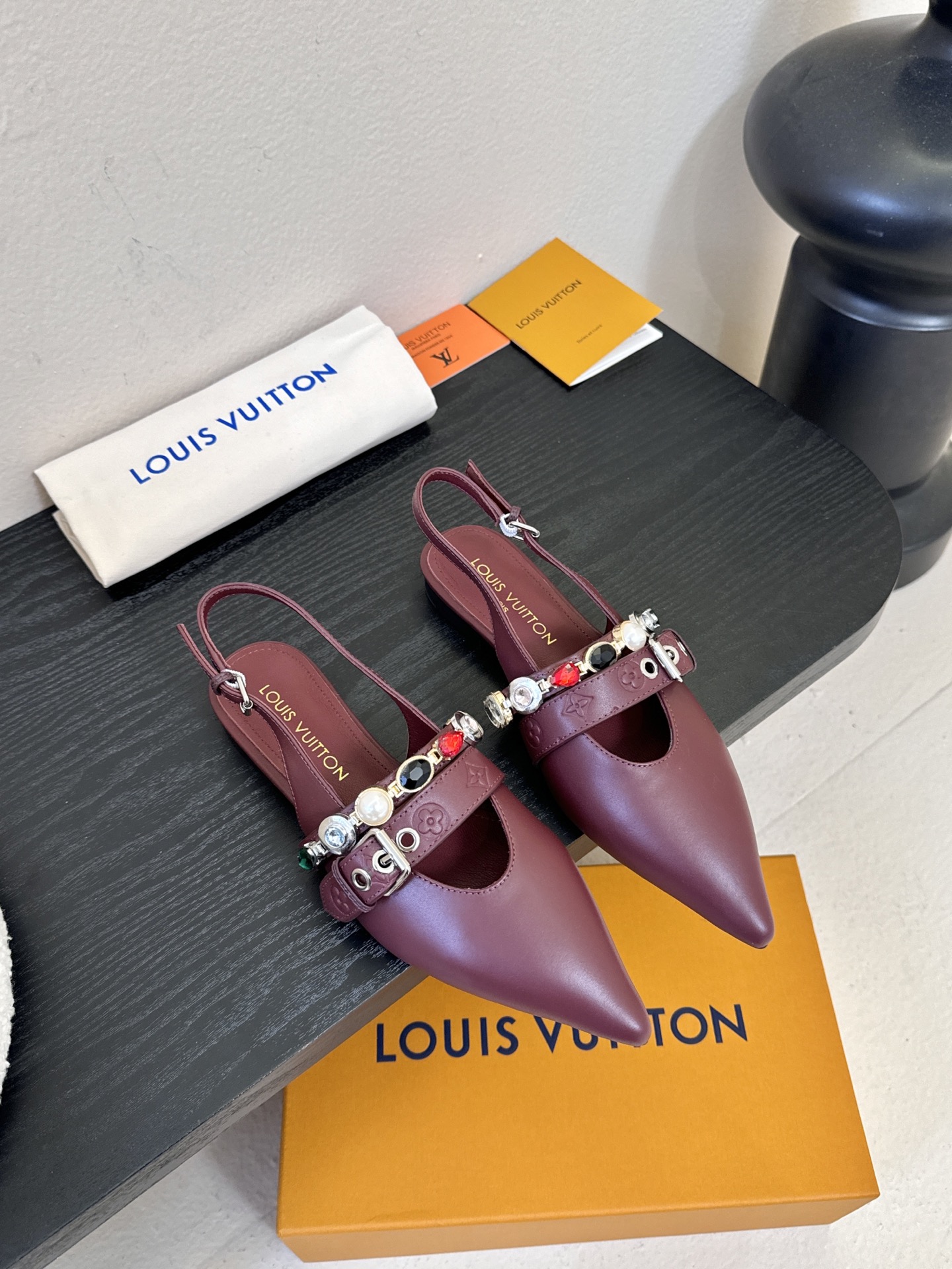夏季新款 LOUIS VUITTON 路易威登 LV LEGACY 露跟高跟鞋后空凉鞋尖头猫跟高跟凉鞋本