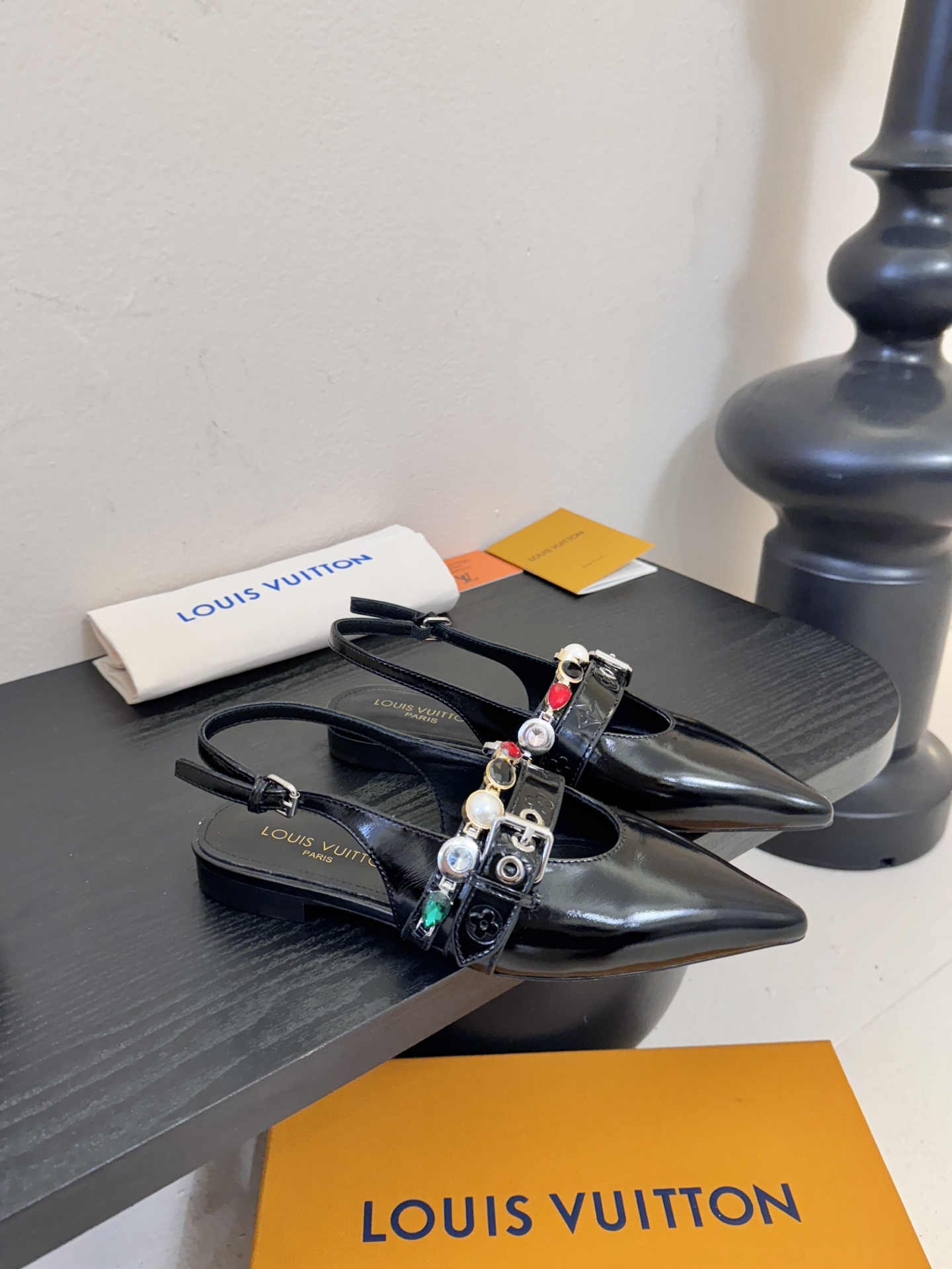 夏季新款 LOUIS VUITTON 路易威登 LV LEGACY 露跟高跟鞋后空凉鞋尖头猫跟高跟凉鞋本