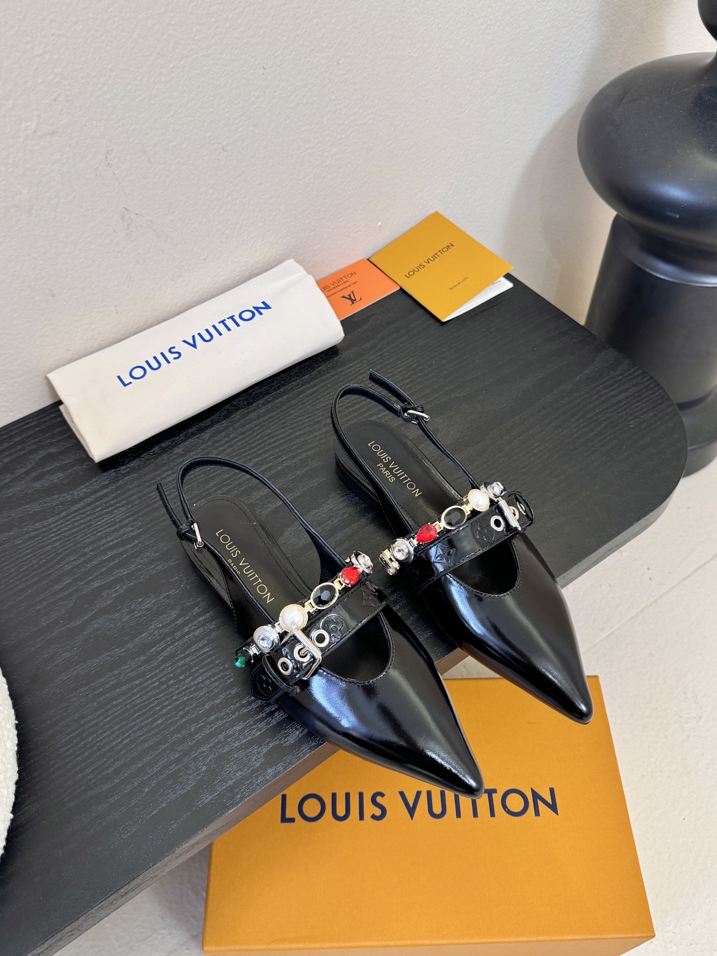夏季新款 LOUIS VUITTON 路易威登 LV LEGACY 露跟高跟鞋后空凉鞋尖头猫跟高跟凉鞋本