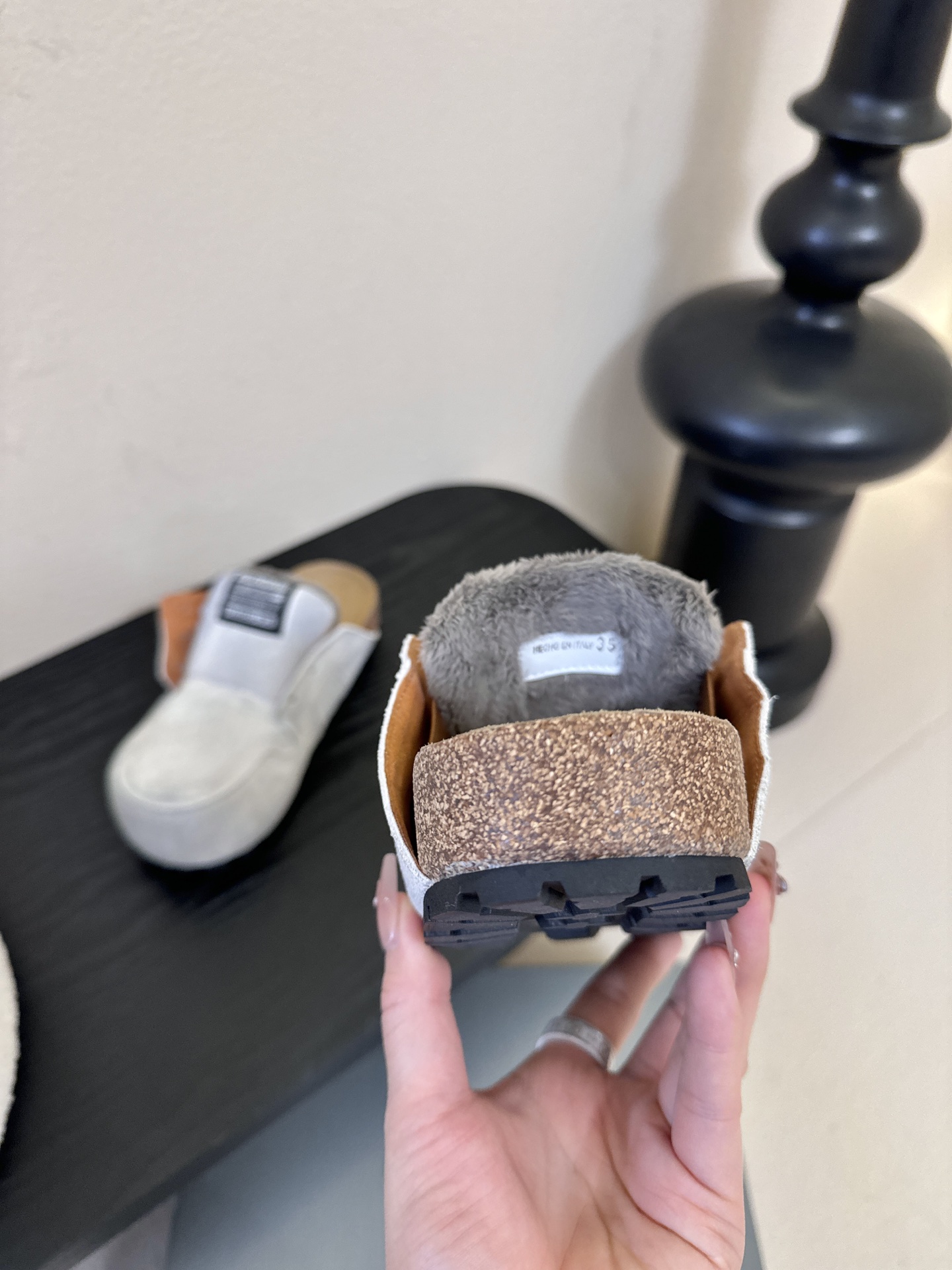 巴黎世家联名Scholl拖鞋新品🆕正品购入开发、完美复刻一比一做法、经典的线条设计、炒鸡百搭的一款弹力靴