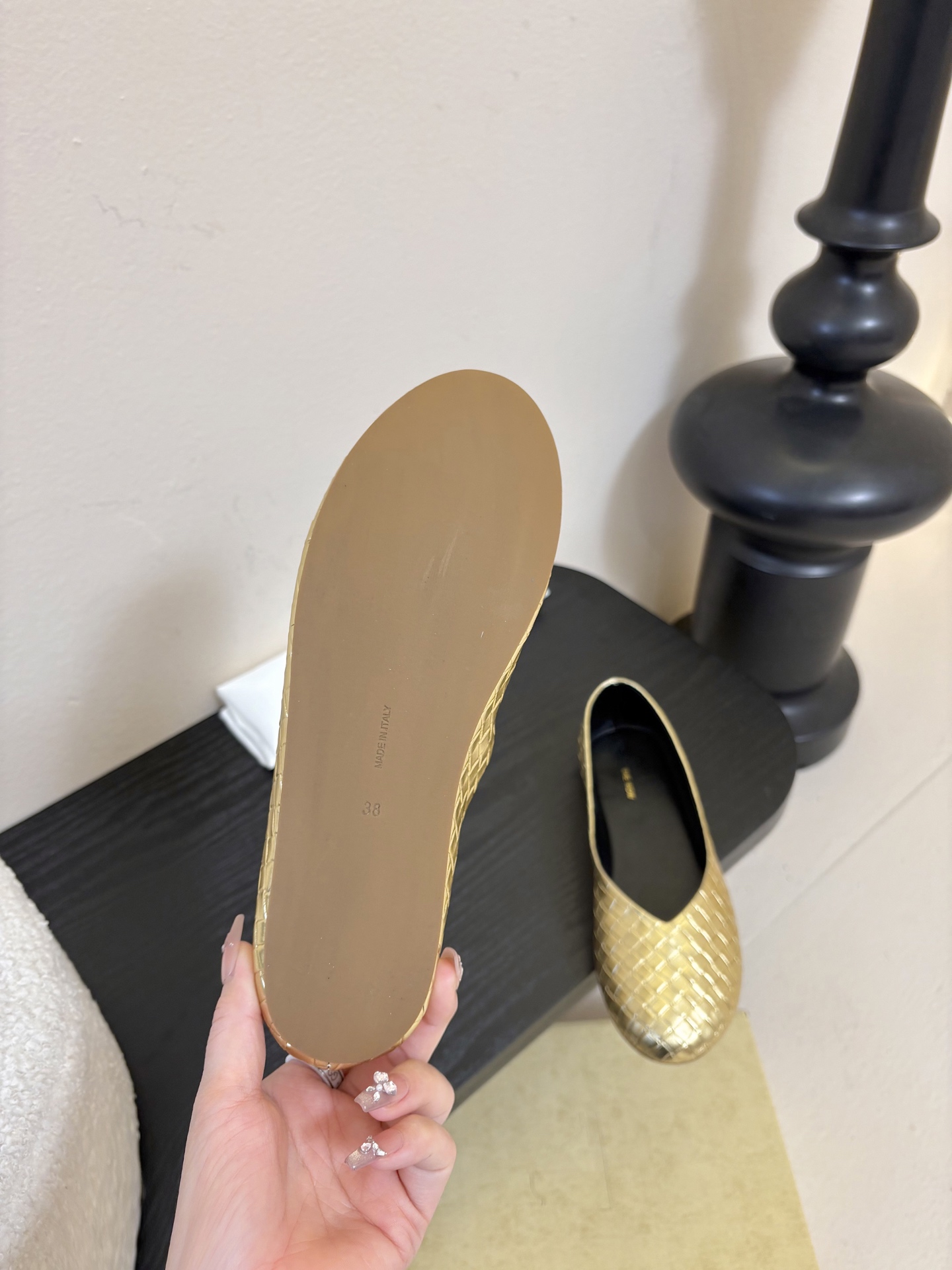 The ro*26早春新款玛丽珍平底单鞋跳舞鞋奶奶鞋！很少会看到一款跳舞鞋会做到这么精细、而且对脚的包容