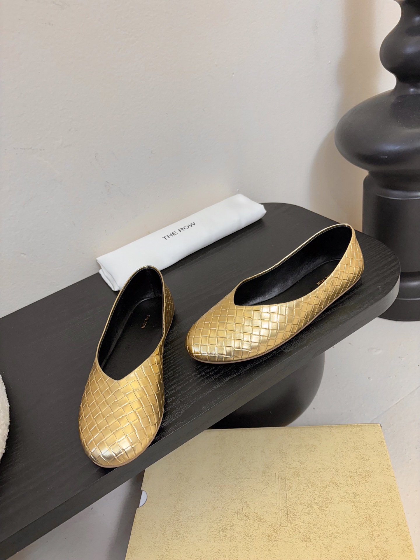 The ro*26早春新款玛丽珍平底单鞋跳舞鞋奶奶鞋！很少会看到一款跳舞鞋会做到这么精细、而且对脚的包容