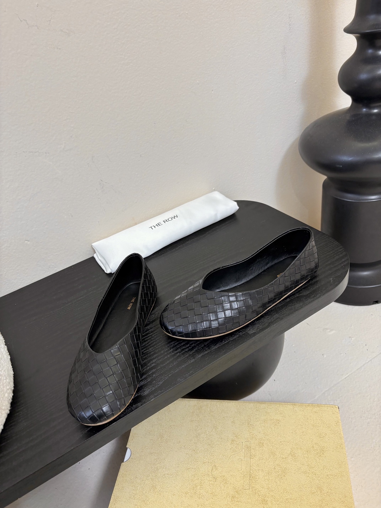 The ro*26早春新款玛丽珍平底单鞋跳舞鞋奶奶鞋！很少会看到一款跳舞鞋会做到这么精细、而且对脚的包容