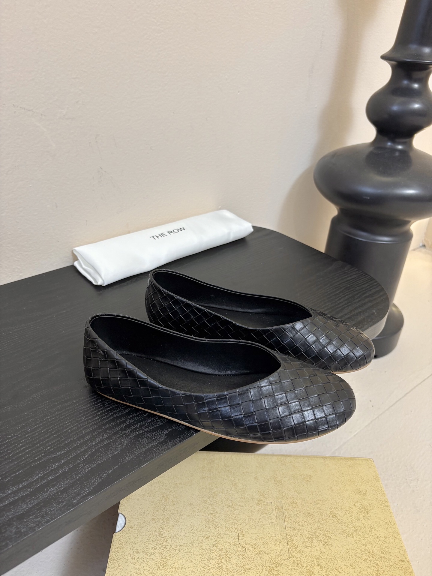 The ro*26早春新款玛丽珍平底单鞋跳舞鞋奶奶鞋！很少会看到一款跳舞鞋会做到这么精细、而且对脚的包容