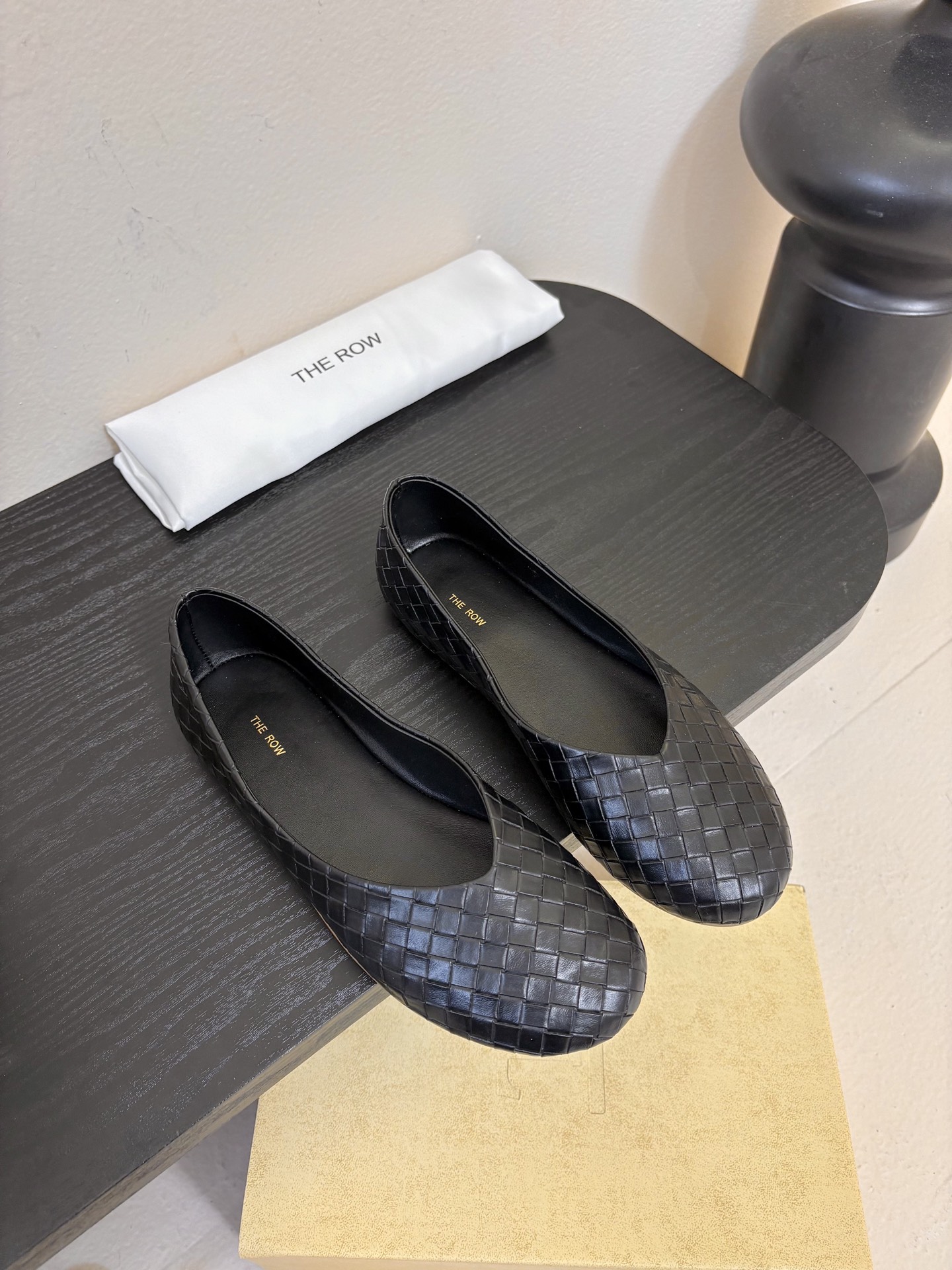 The ro*26早春新款玛丽珍平底单鞋跳舞鞋奶奶鞋！很少会看到一款跳舞鞋会做到这么精细、而且对脚的包容