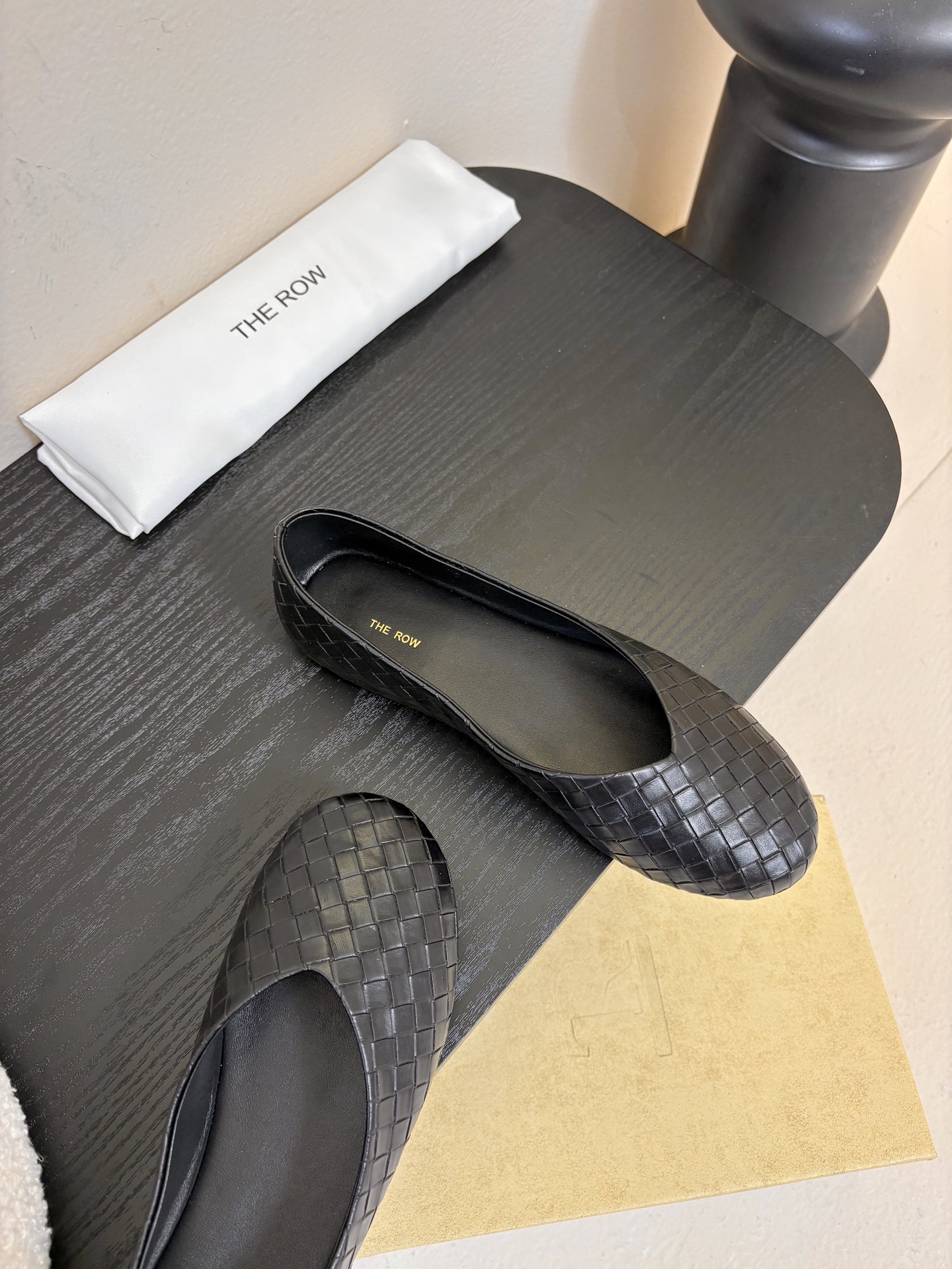 The ro*26早春新款玛丽珍平底单鞋跳舞鞋奶奶鞋！很少会看到一款跳舞鞋会做到这么精细、而且对脚的包容